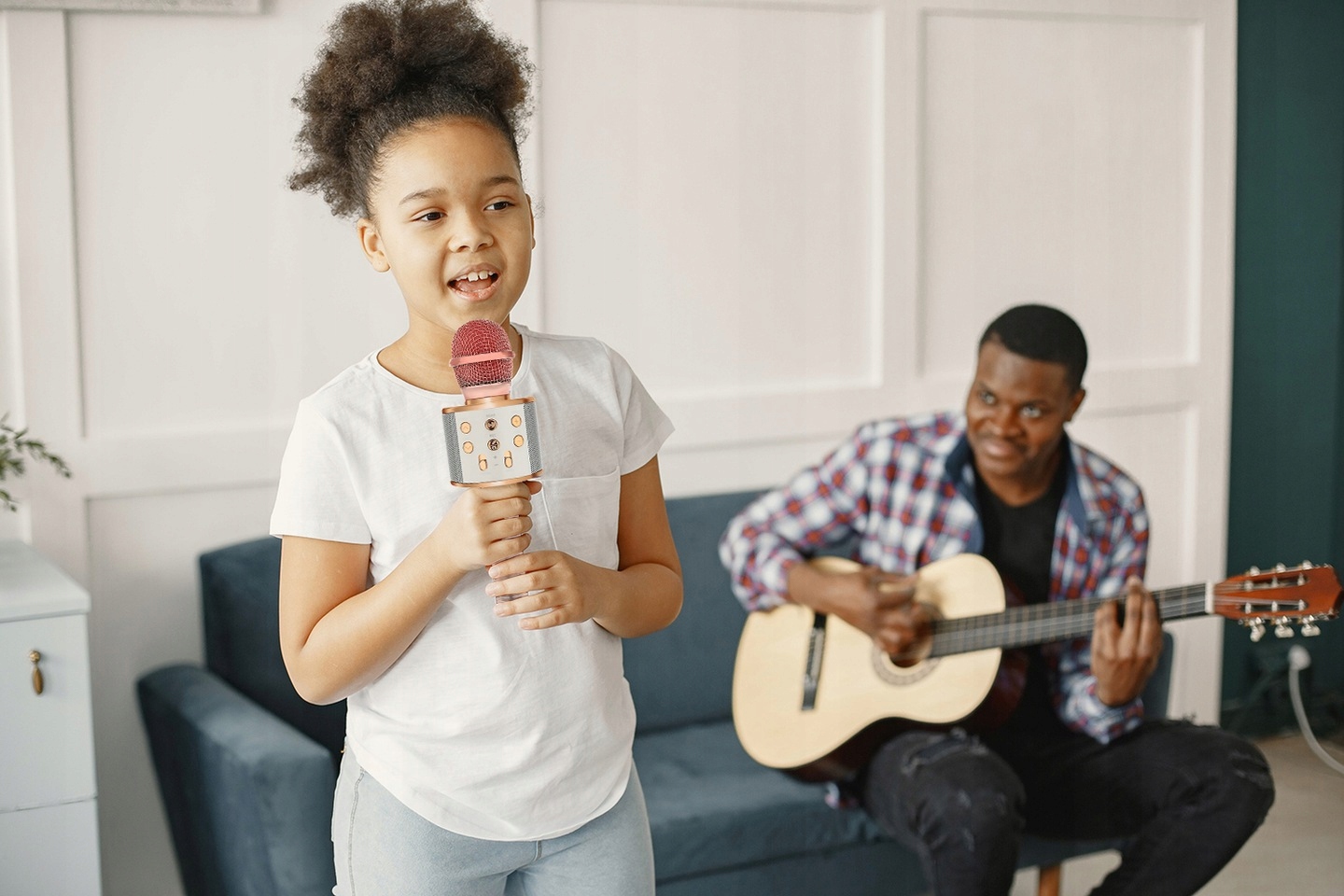 MIKROFON BEZPRZEWODOWY KARAOKE BLUETOOTH GŁOŚNIK Rodzaj mikrofon