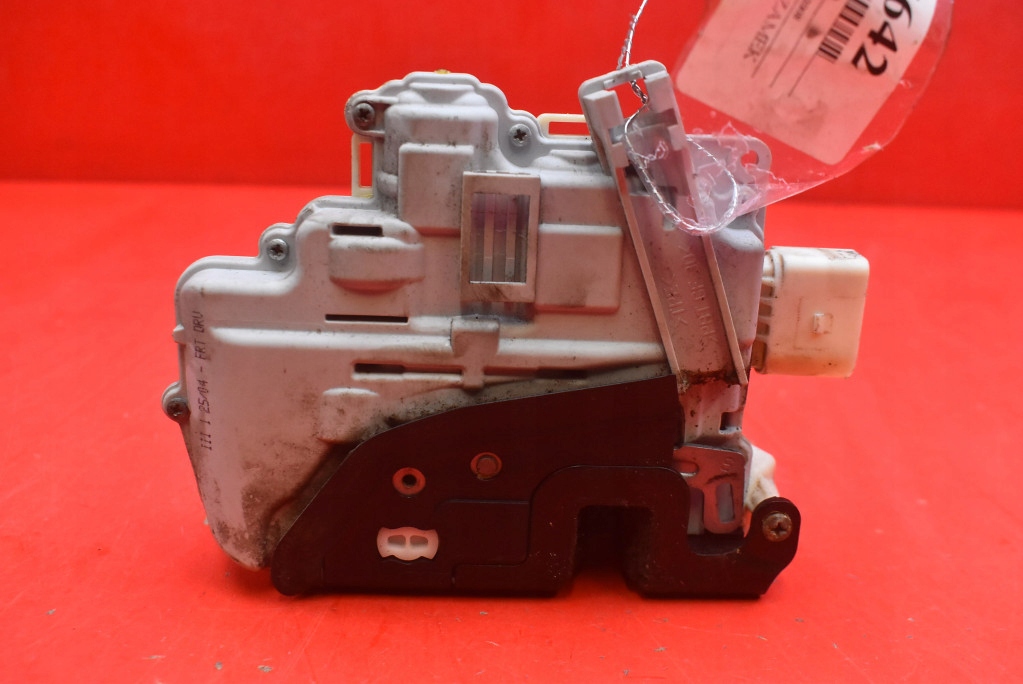 lock door left front front EU 4F1837015 AUDI A6 C6 04-08