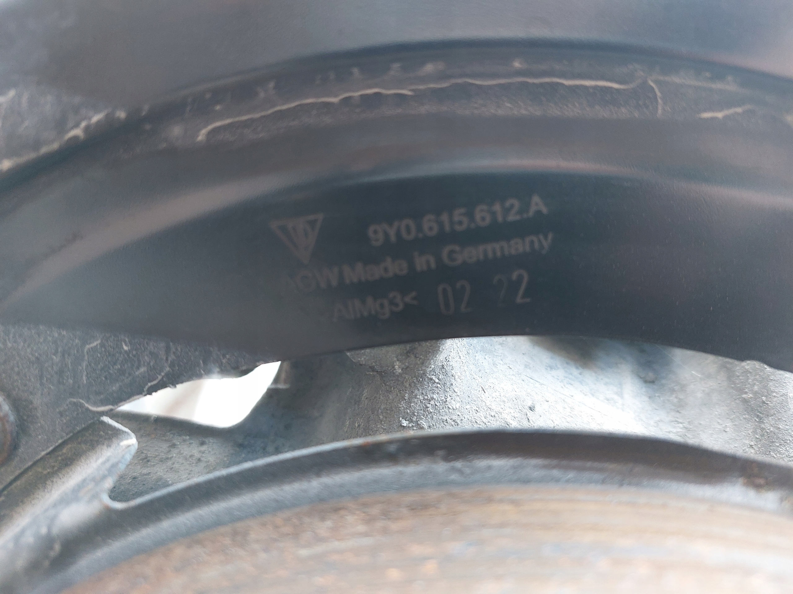 otoč ramene pravý záď Porsche CAYENNE III 22r 9Y0505434B