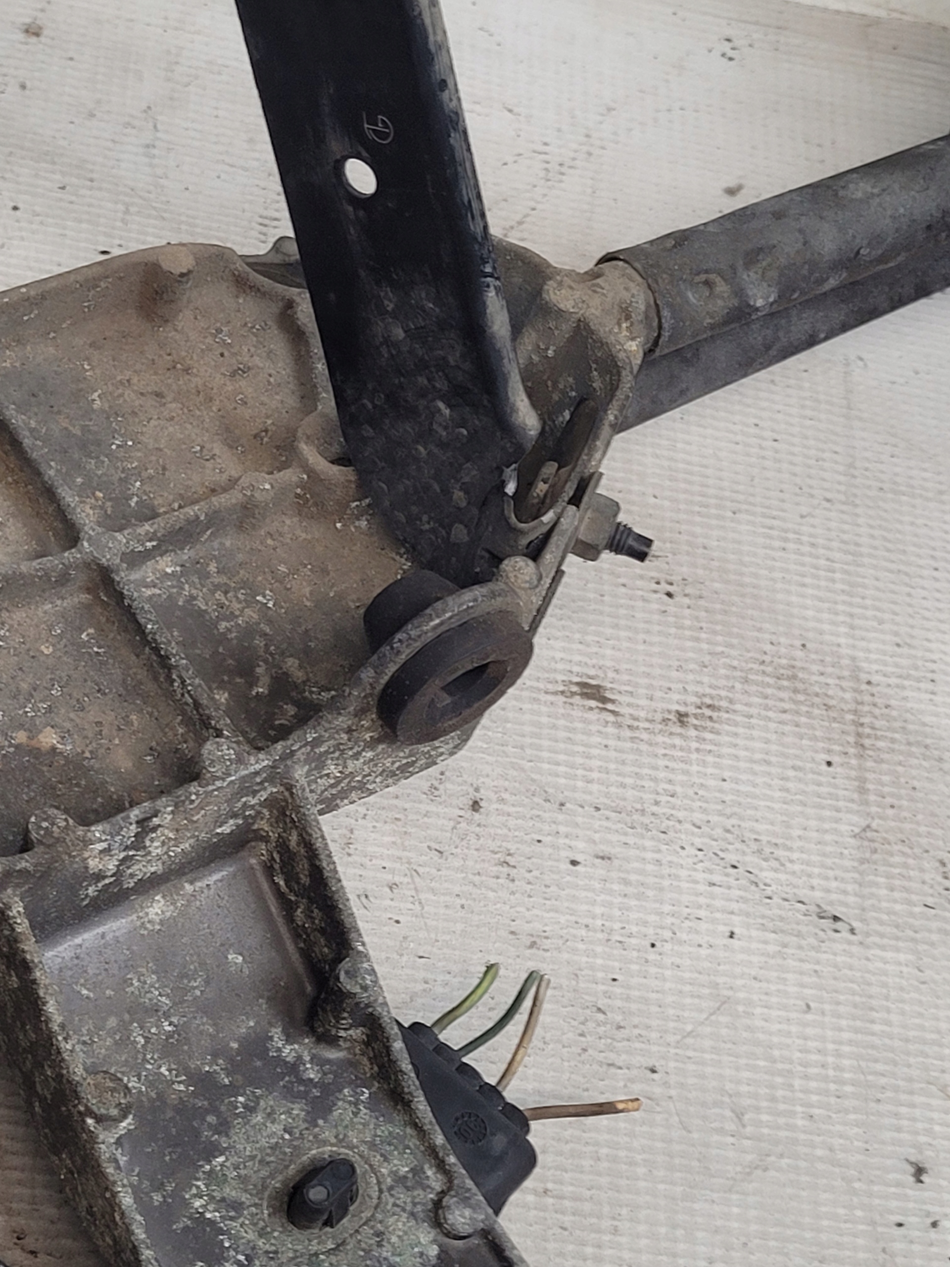wiper mechanism front PEUGEOT 807 2.0HDI 06r. EU