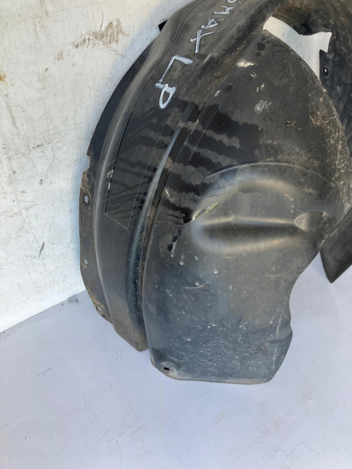 mudguard left front FORD B MAX AV11-16115-AB #SM