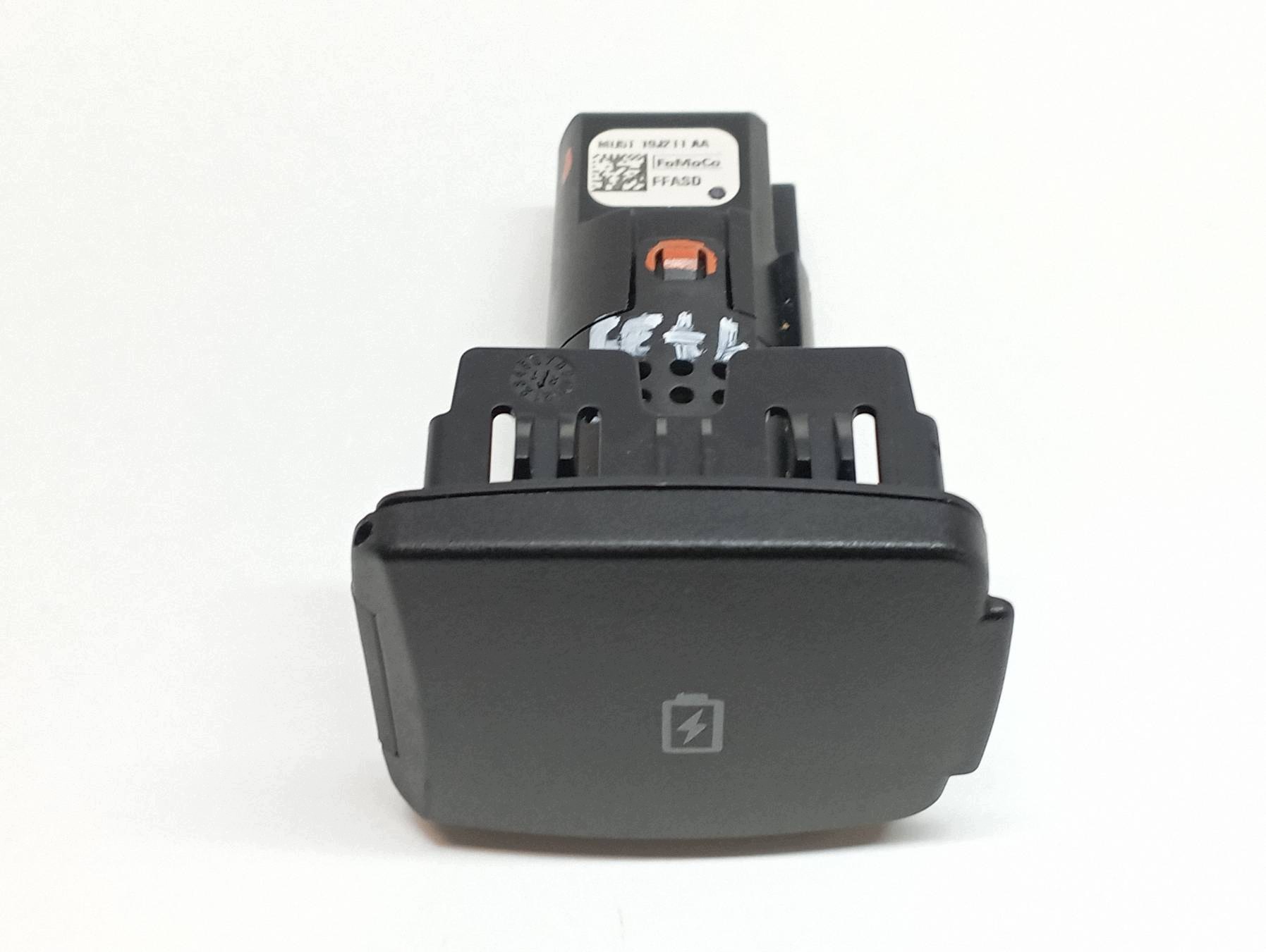 adapter USB MU5T-19J211-AA Lincoln Navigator IV (2017-2024)