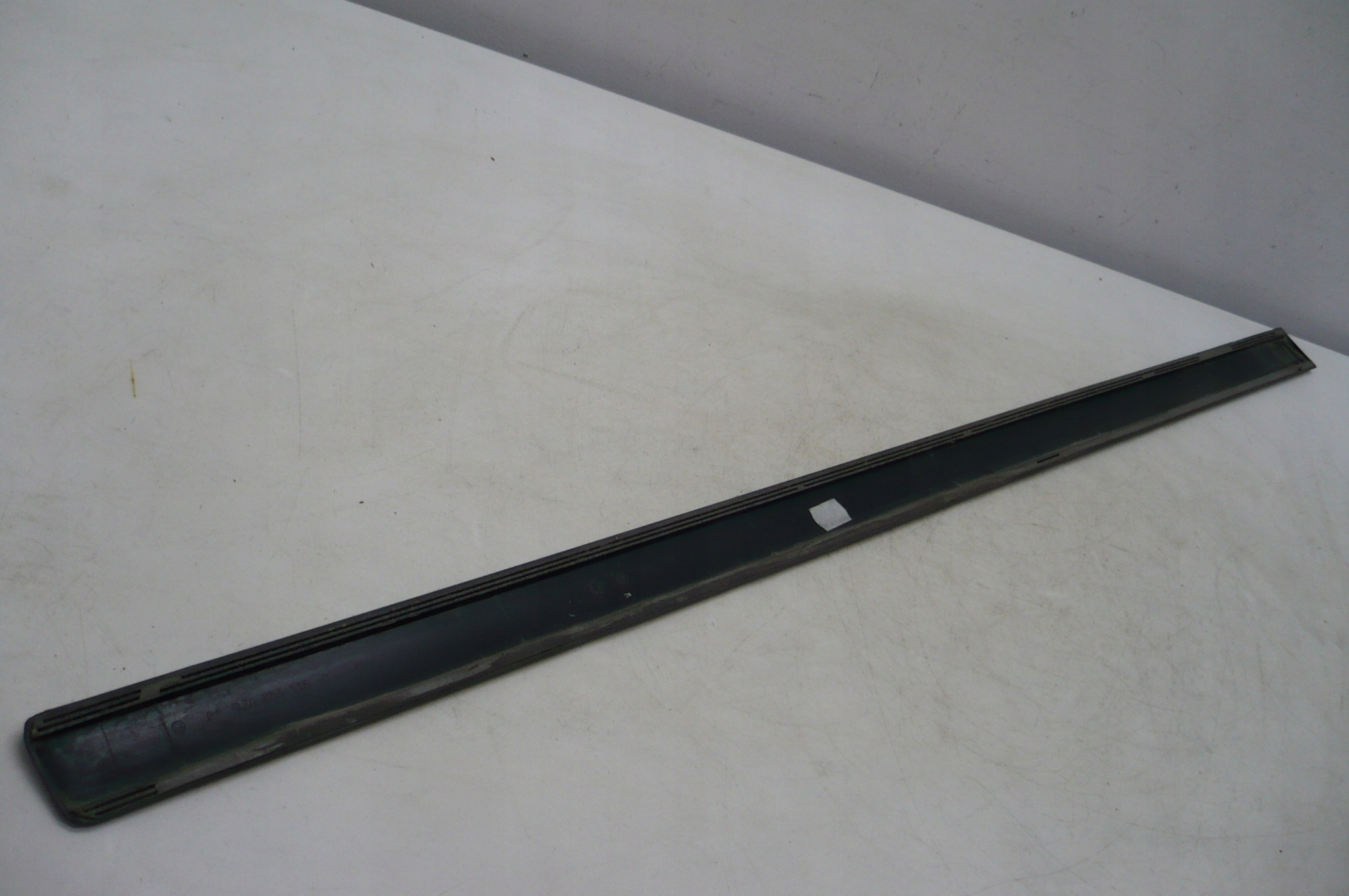 SKODA OCTAVIA II 2 moulding door right front 04-08
