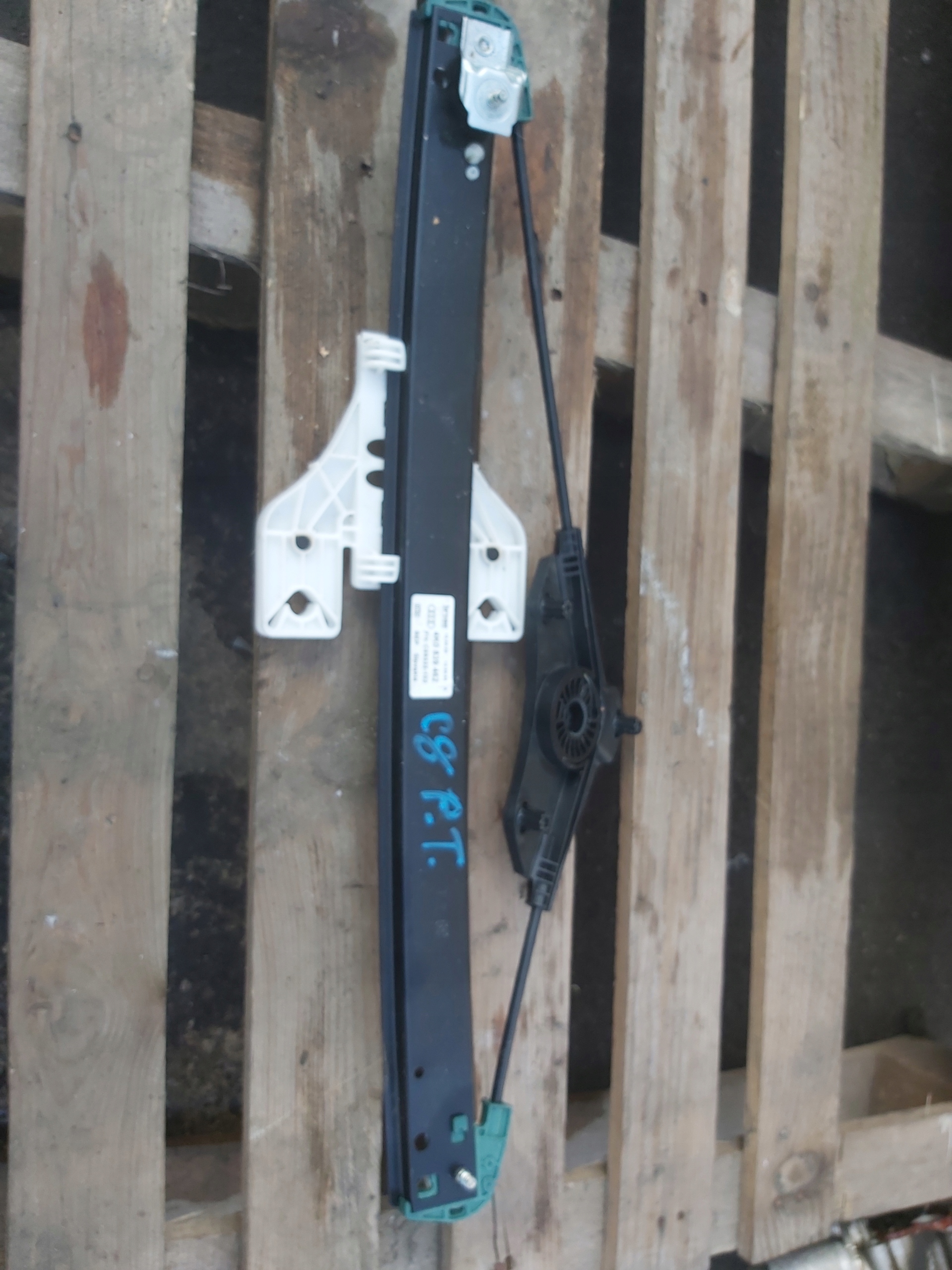 mechanism window regulator Audi A6 C8 right rear part 4K0839462