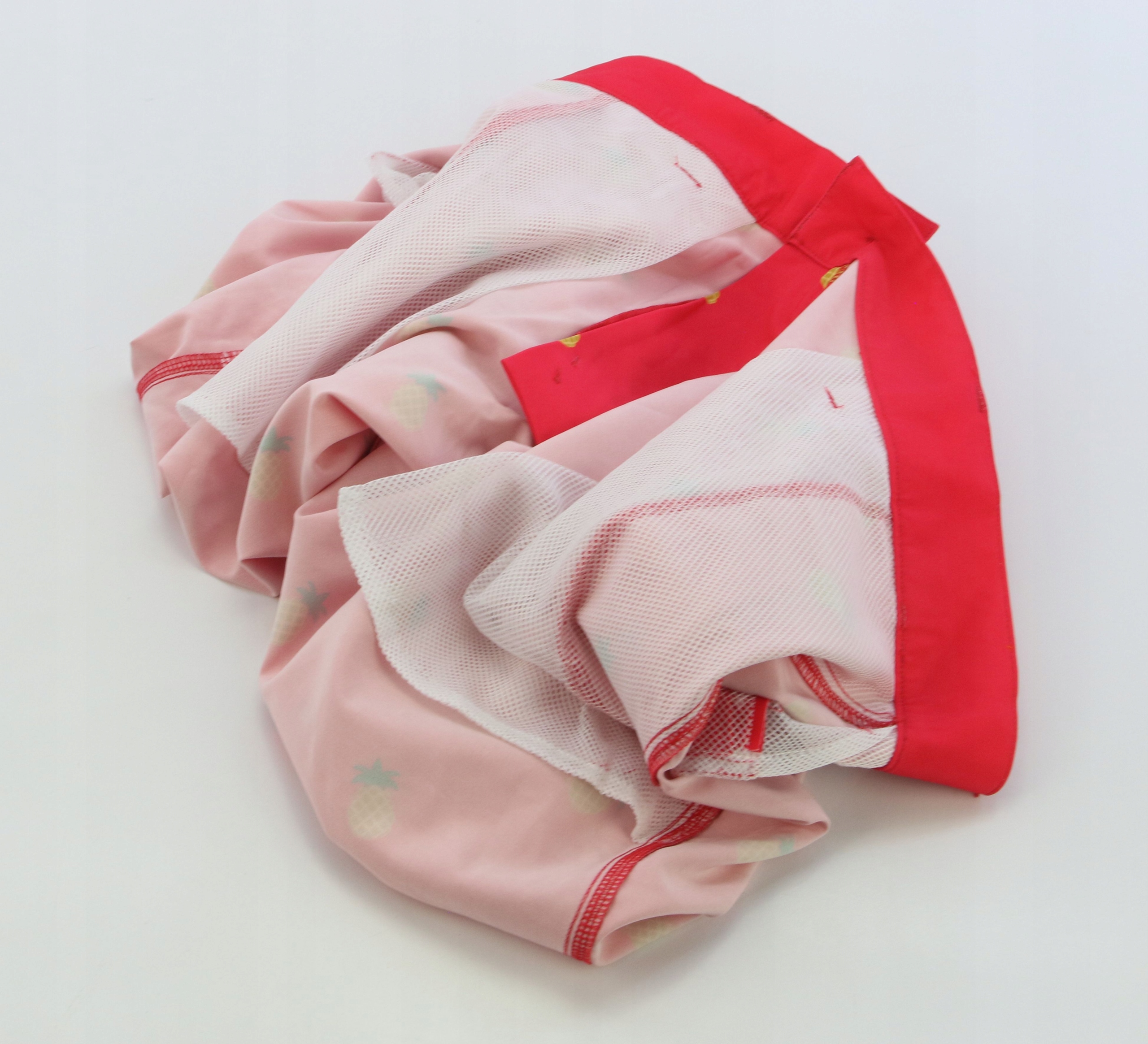 Spodenki plażowe kąpielówki w Ananasy r. M Waga produktu z opakowaniem jednostkowym 0.3 kg