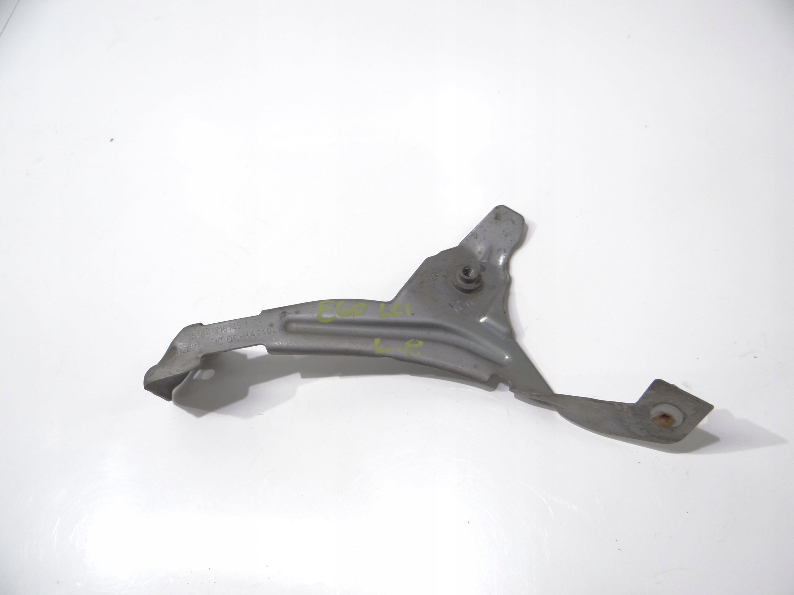 Poignée Support plaque Aile Gauche Avant BMW E60 E61 LCI 7161451