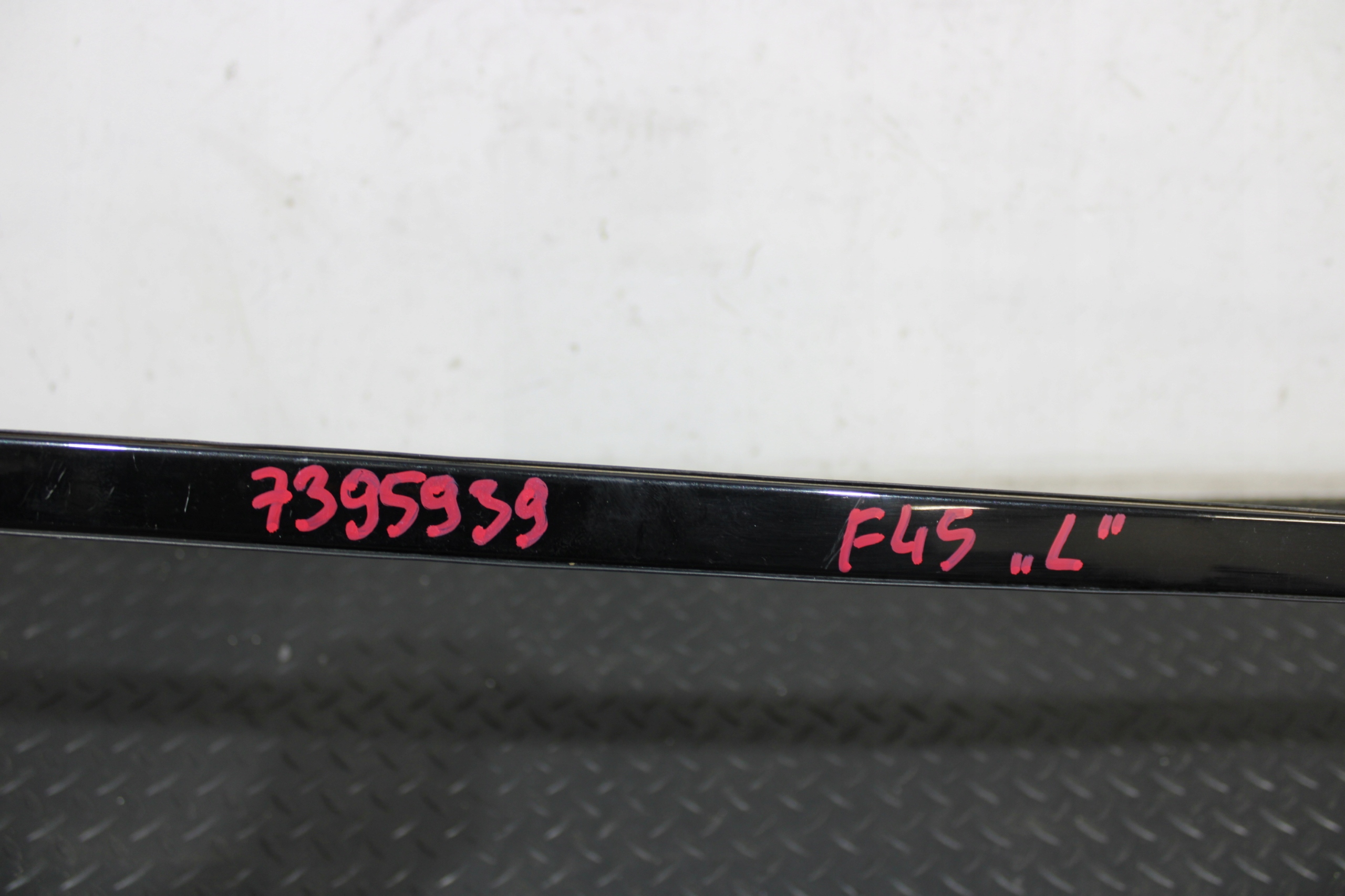 lišta střešním levá BMW 2 F45 ACTIVE TOURER 7395939