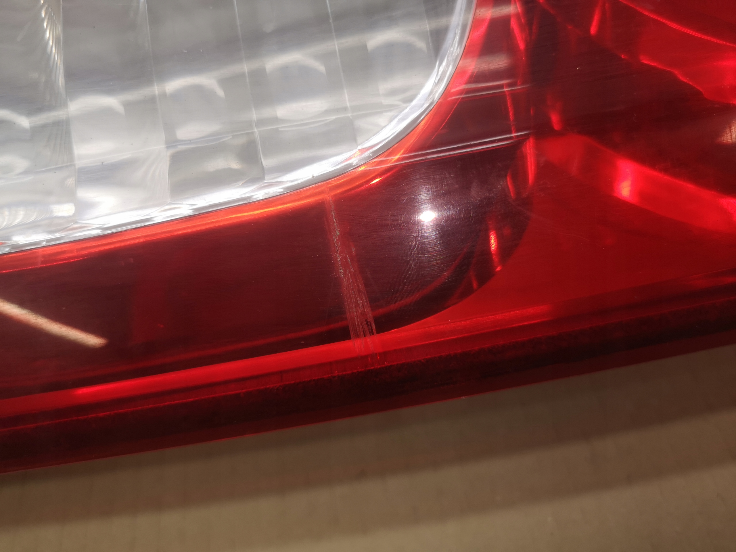 фонарь левый FIAT Doblo I РЕСТАЙЛИНГ 06-10 oem