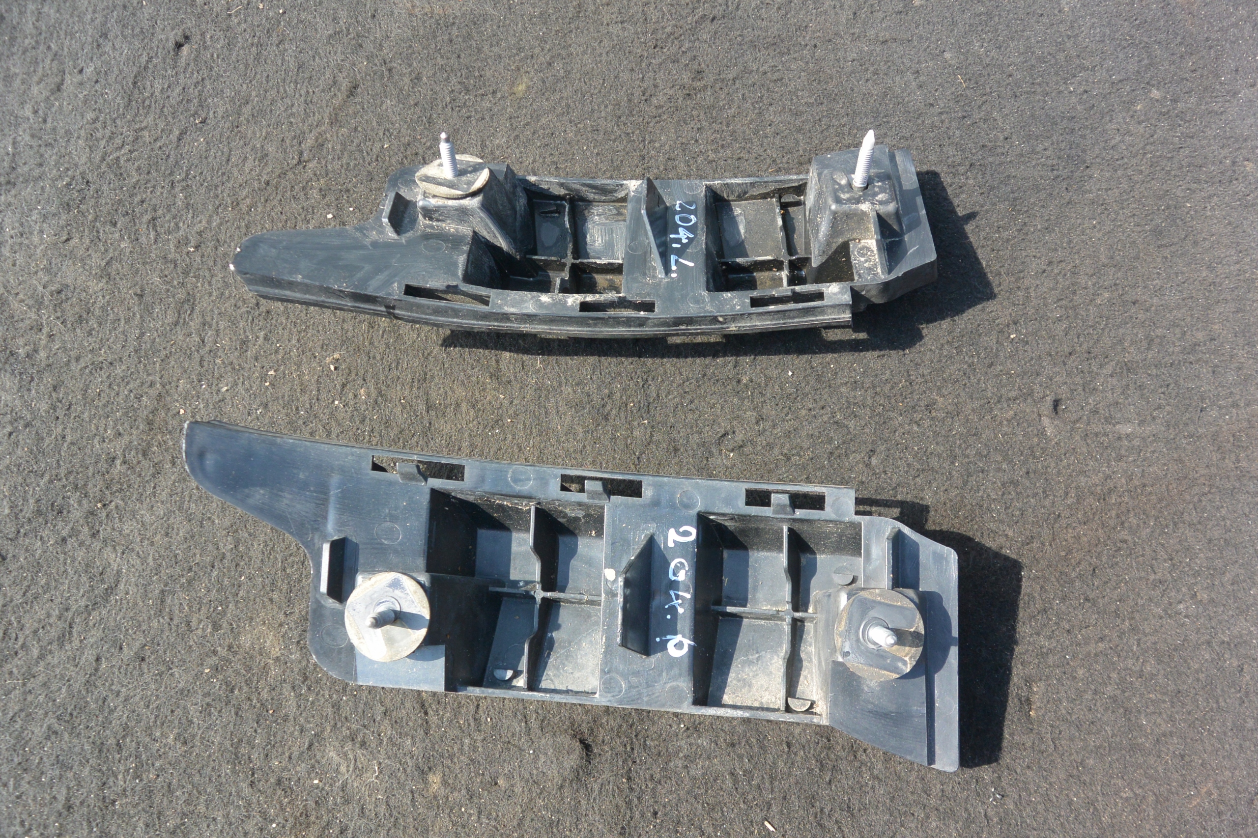 bumper bracket right left rear part MERCEDES W204 sedan