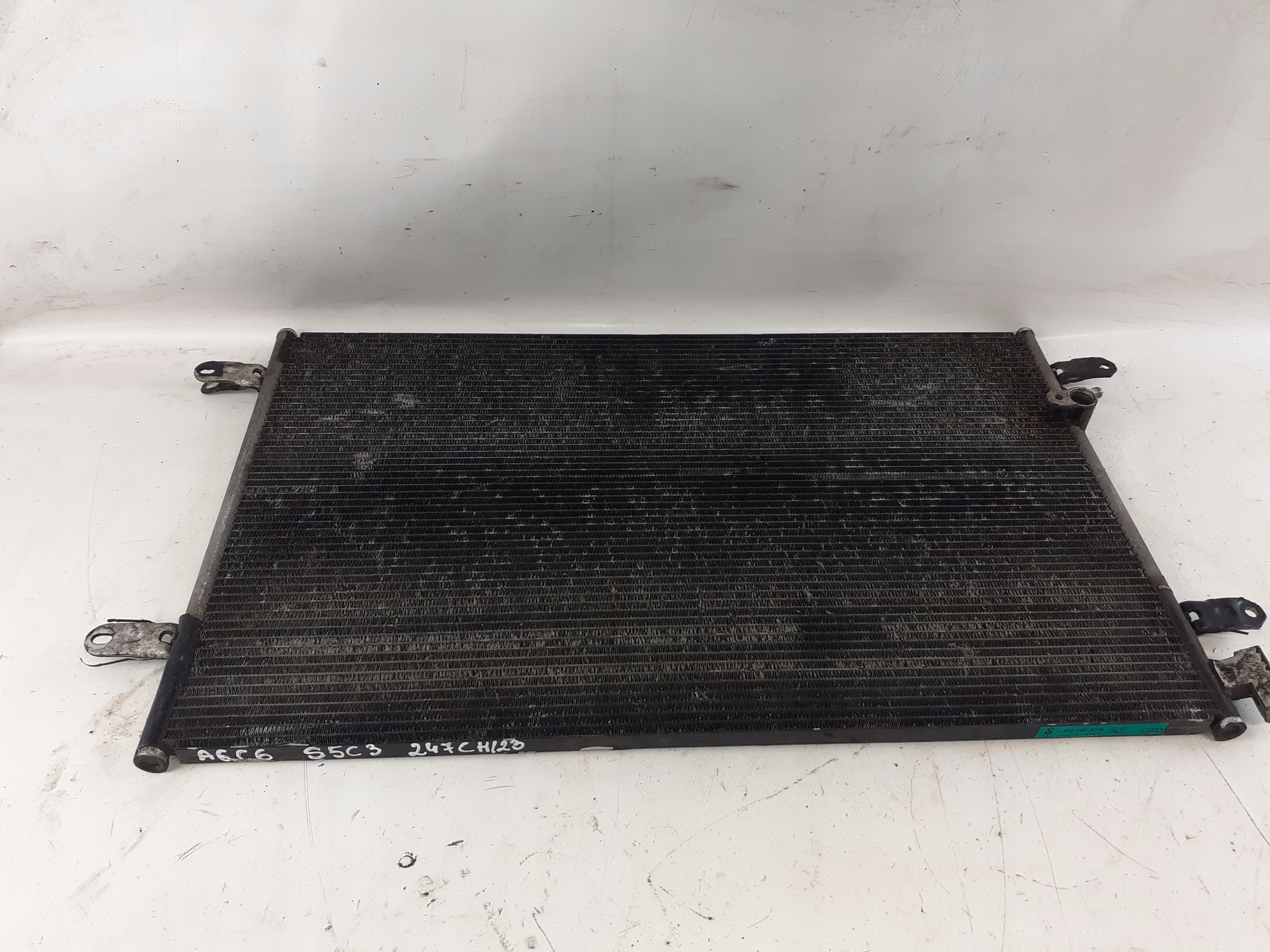 Radiateur climatisation AUDI A6 C6 4F