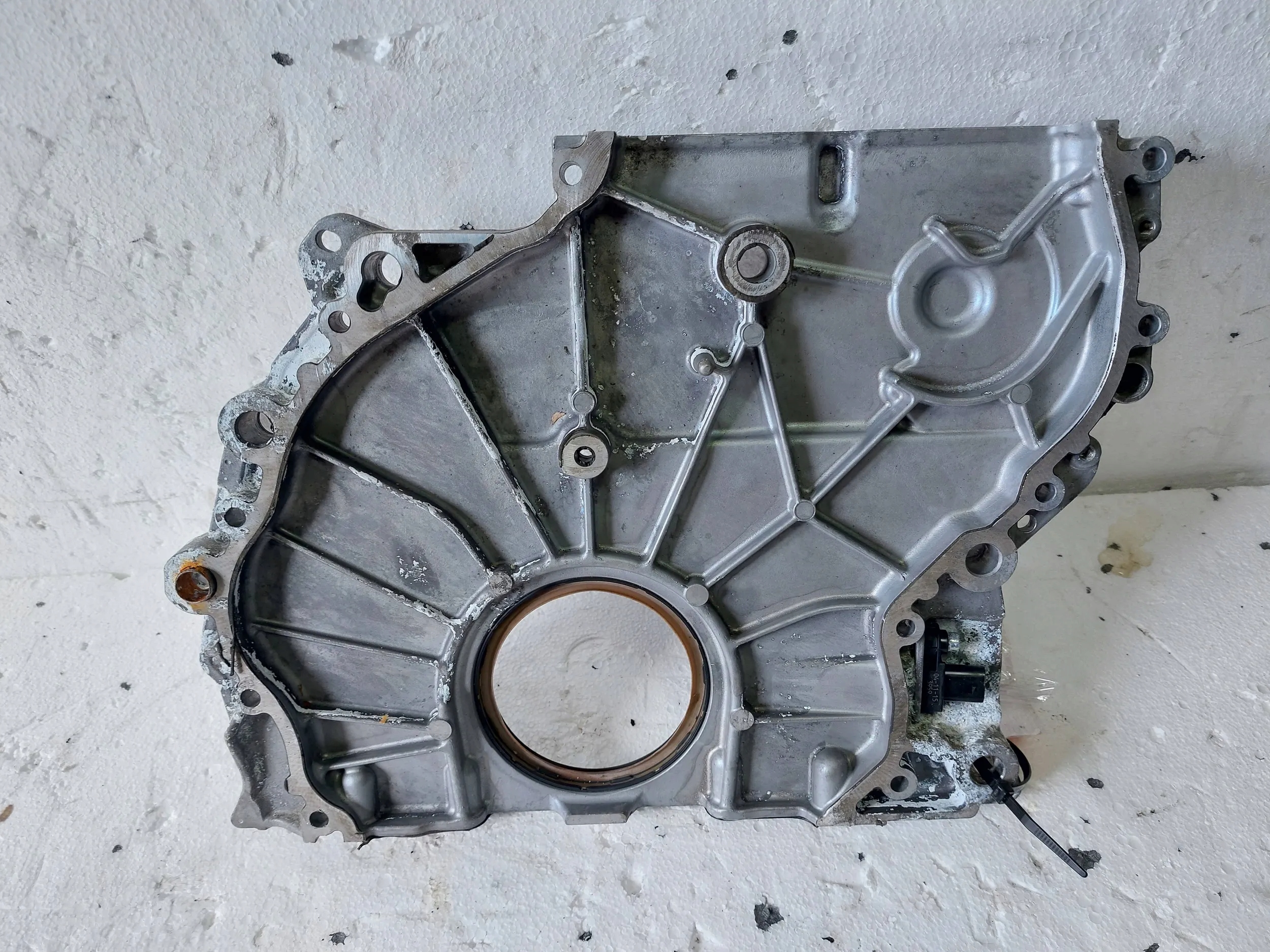 Couvercle carter distribution 8573137 Mini Cooper F56 1.2