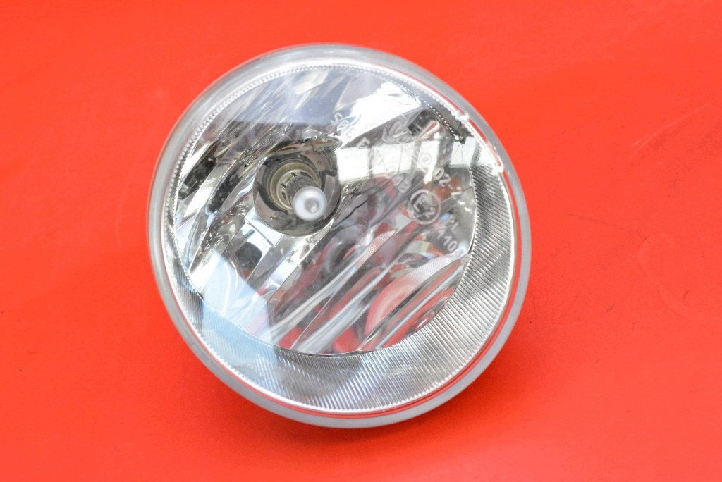 fog light right front front 90008495 TOYOTA COROLLA XI E18 13-18