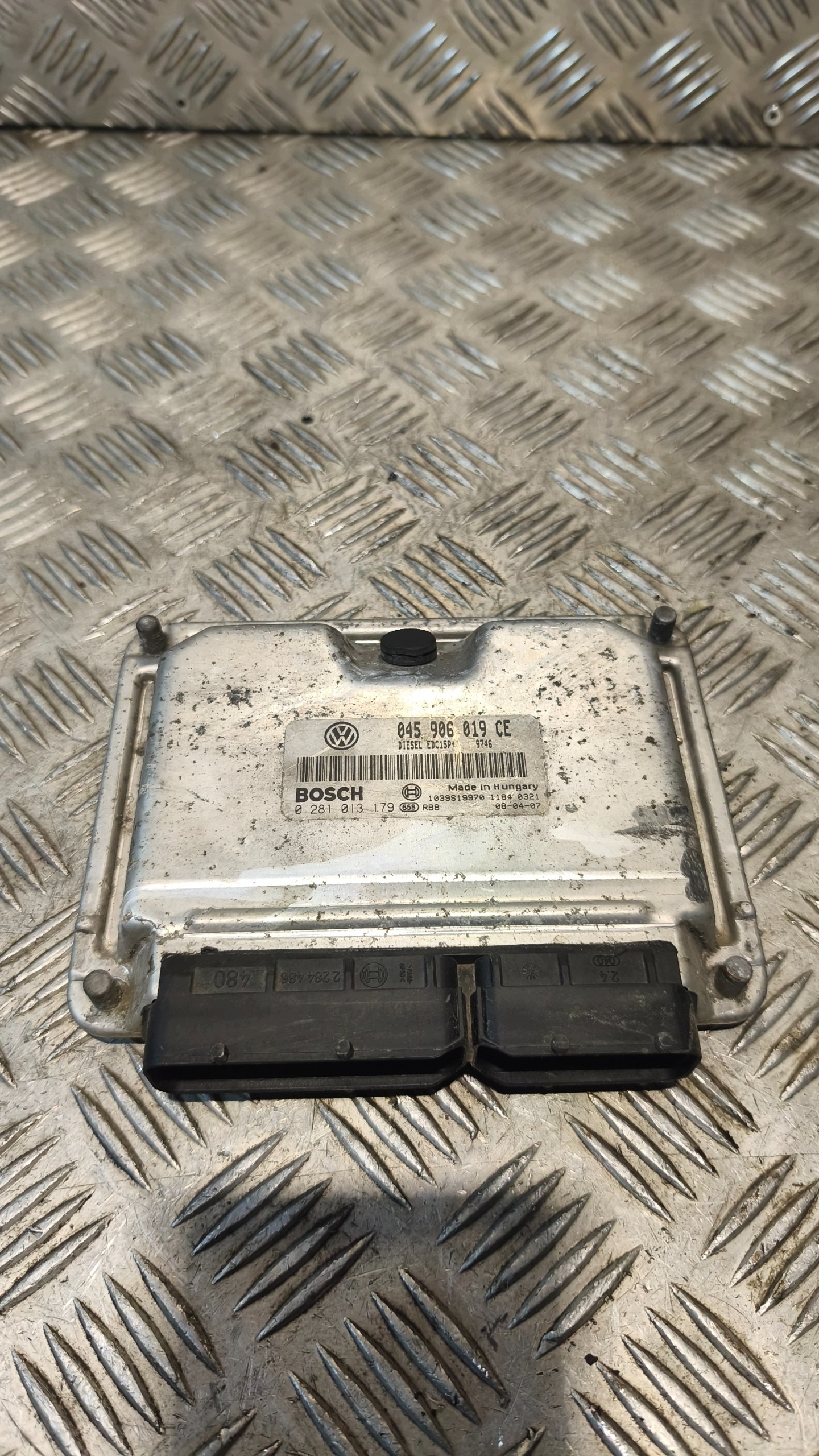 centralina computer motore FABIA II 1.4TDI 045906019 CE