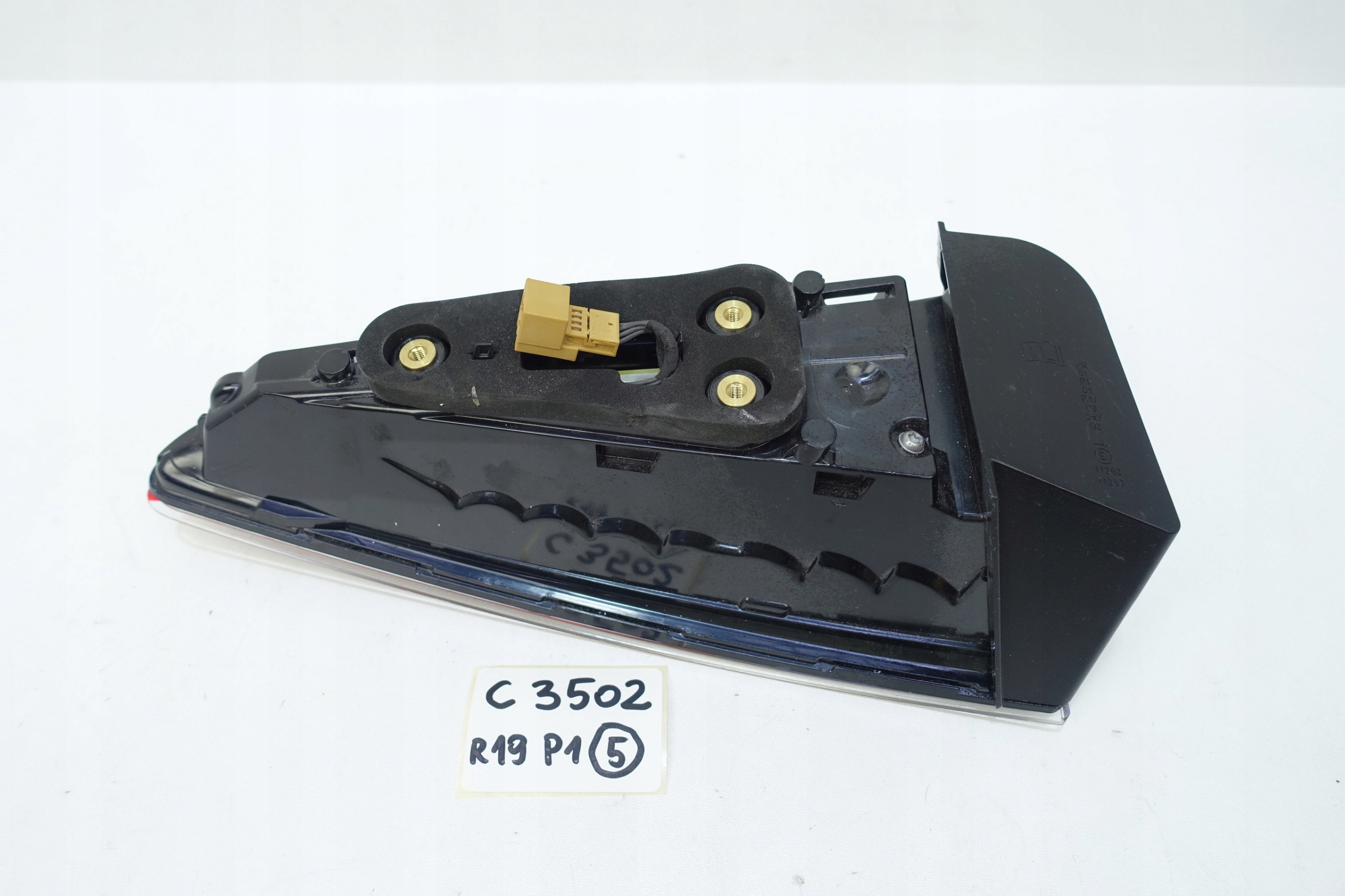 light left rear part left rear SKODA ENYAQ 5LG