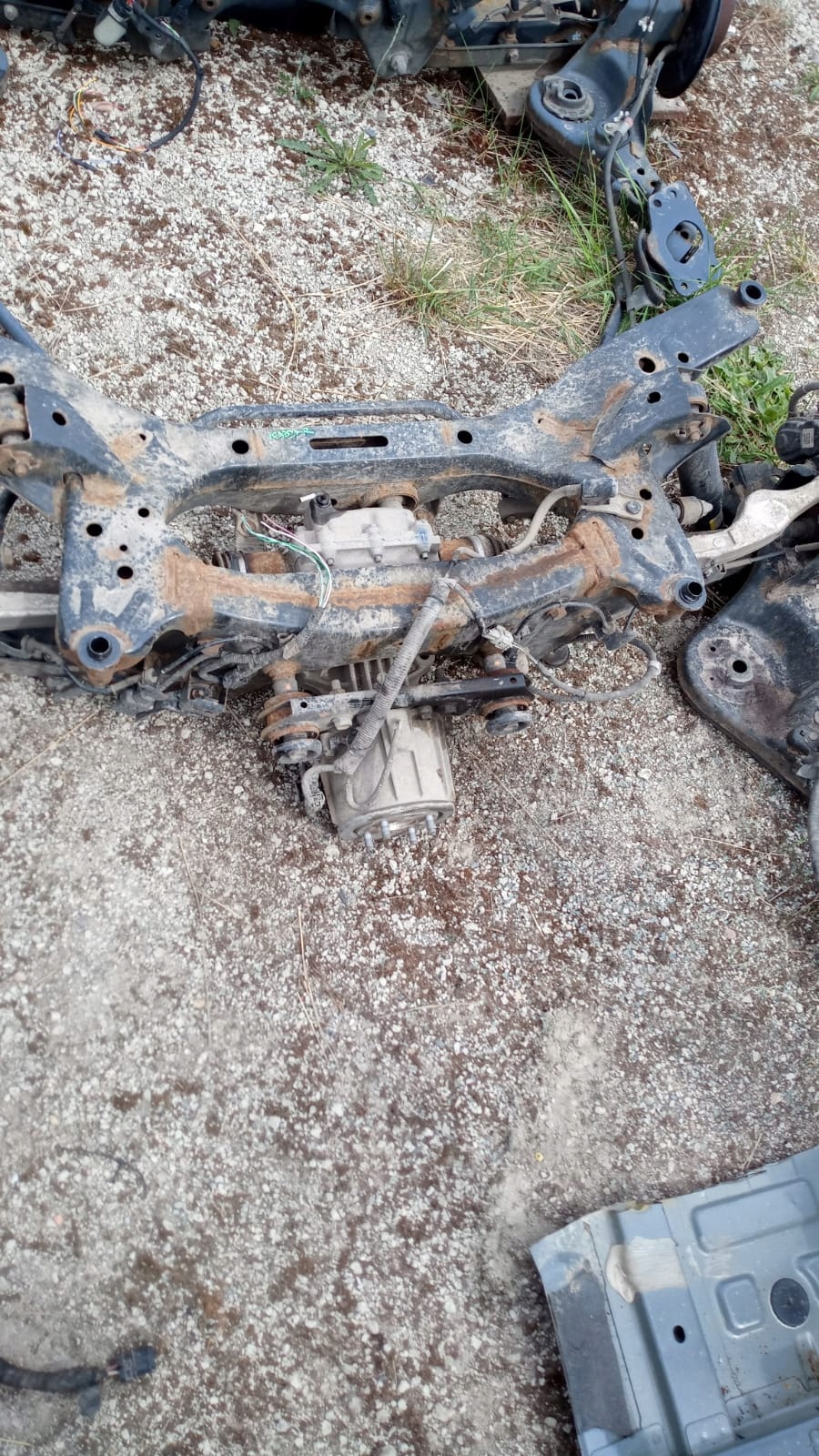 Tylne Zawieszenie Renault Kadjar 1,6dci 4x4 Producent części Renault OE