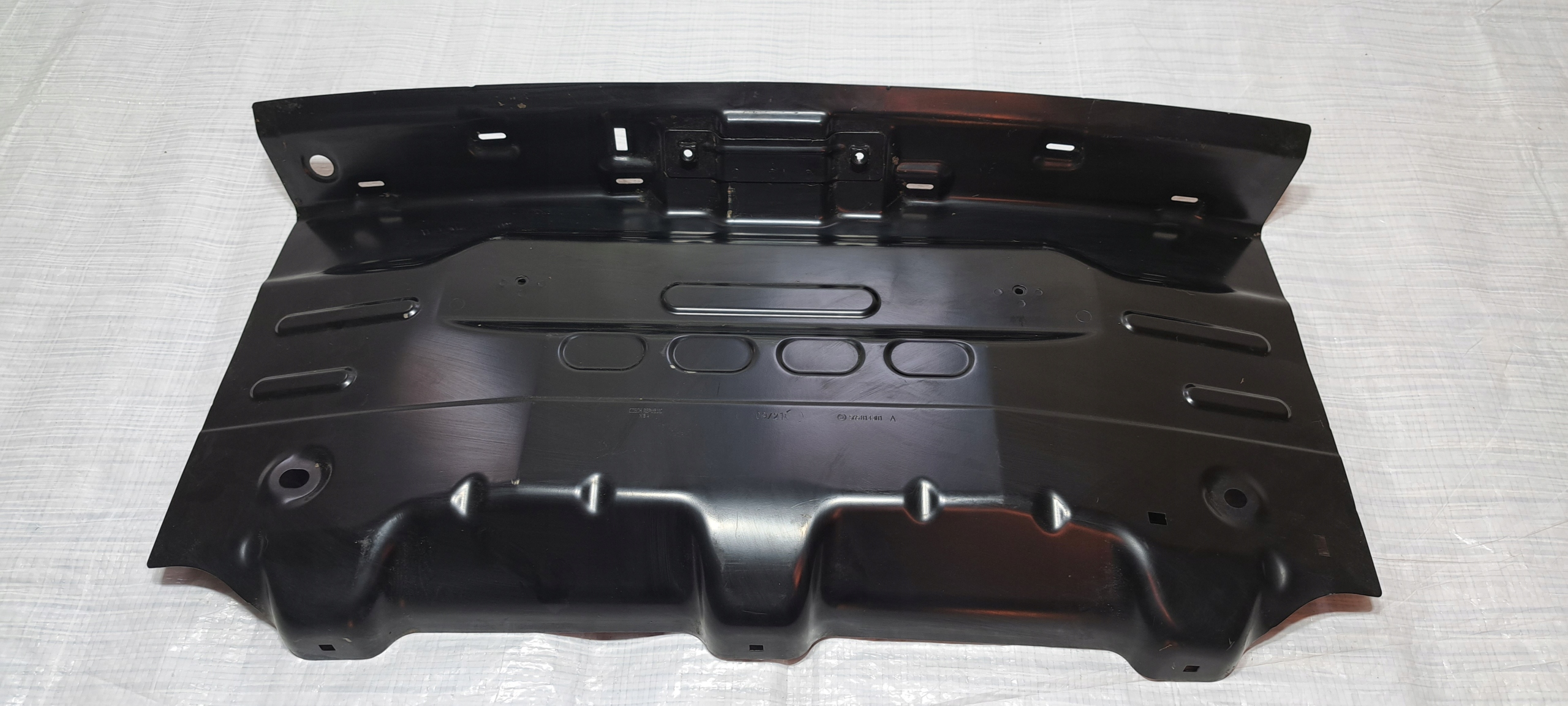 SKODA KODIAQ PAS TYLNY 565813301A