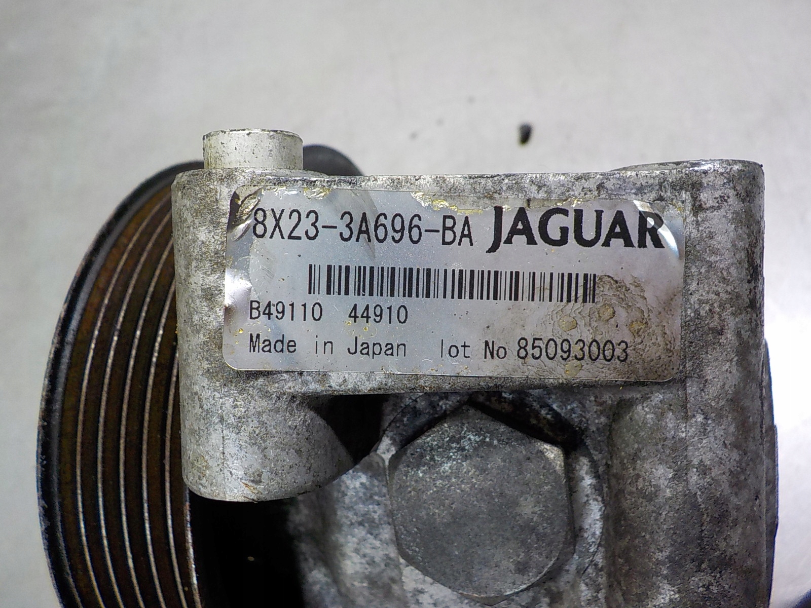 JAGUAR XF servo pump 8X23-3A696-BA