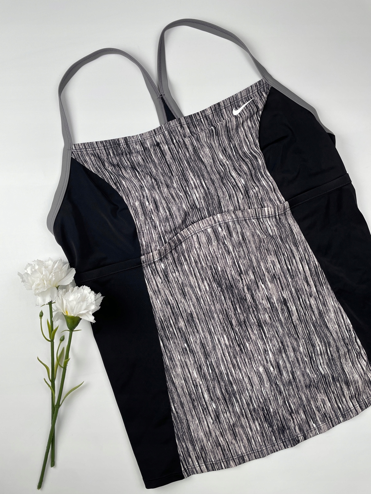 Bluzka kąpielowa tankini top czarno-biały basic NIKE r. XL Marka Nike