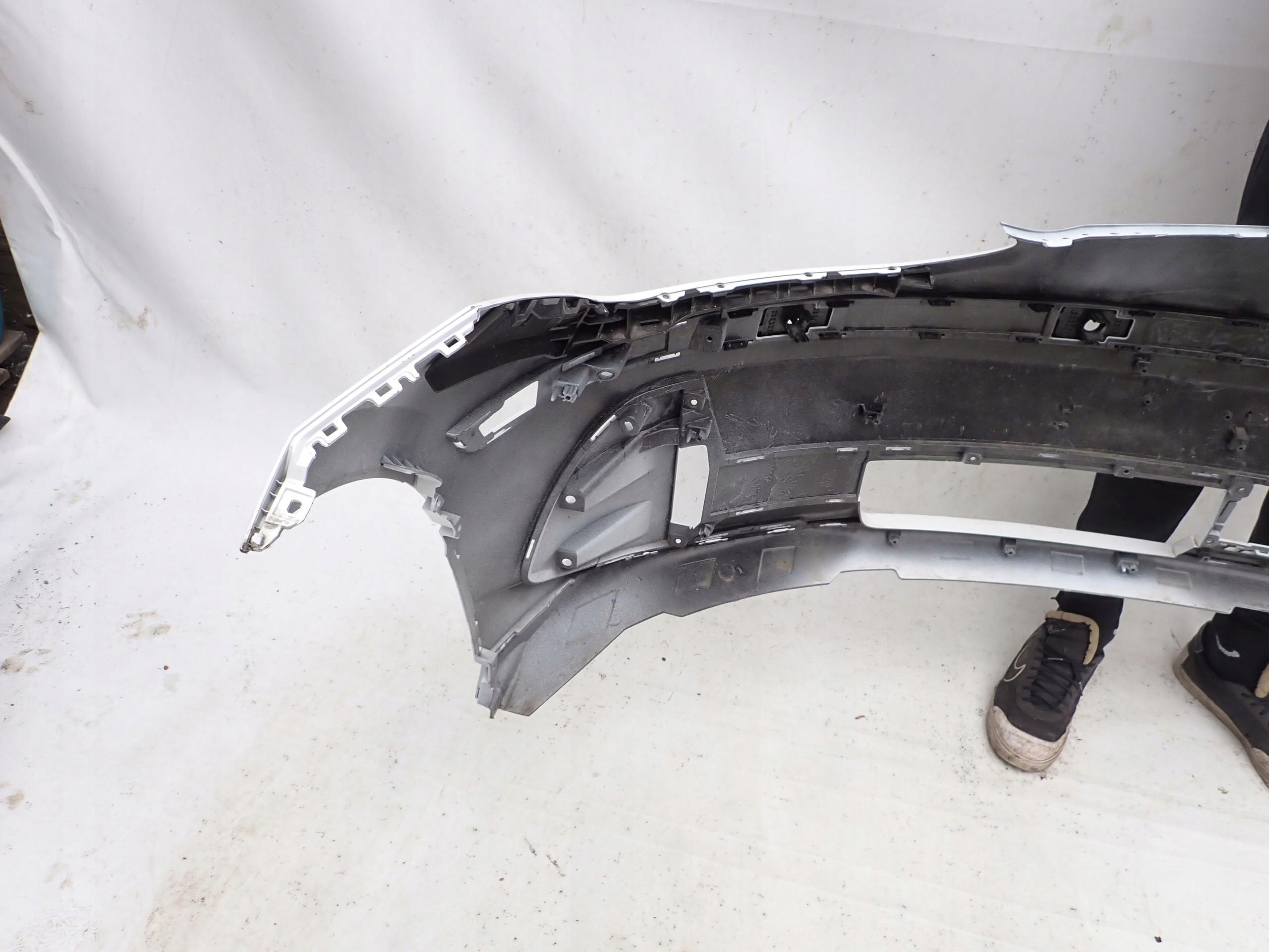 HYUNDAI IONIQ 6 VI 22- bumper front front PDC