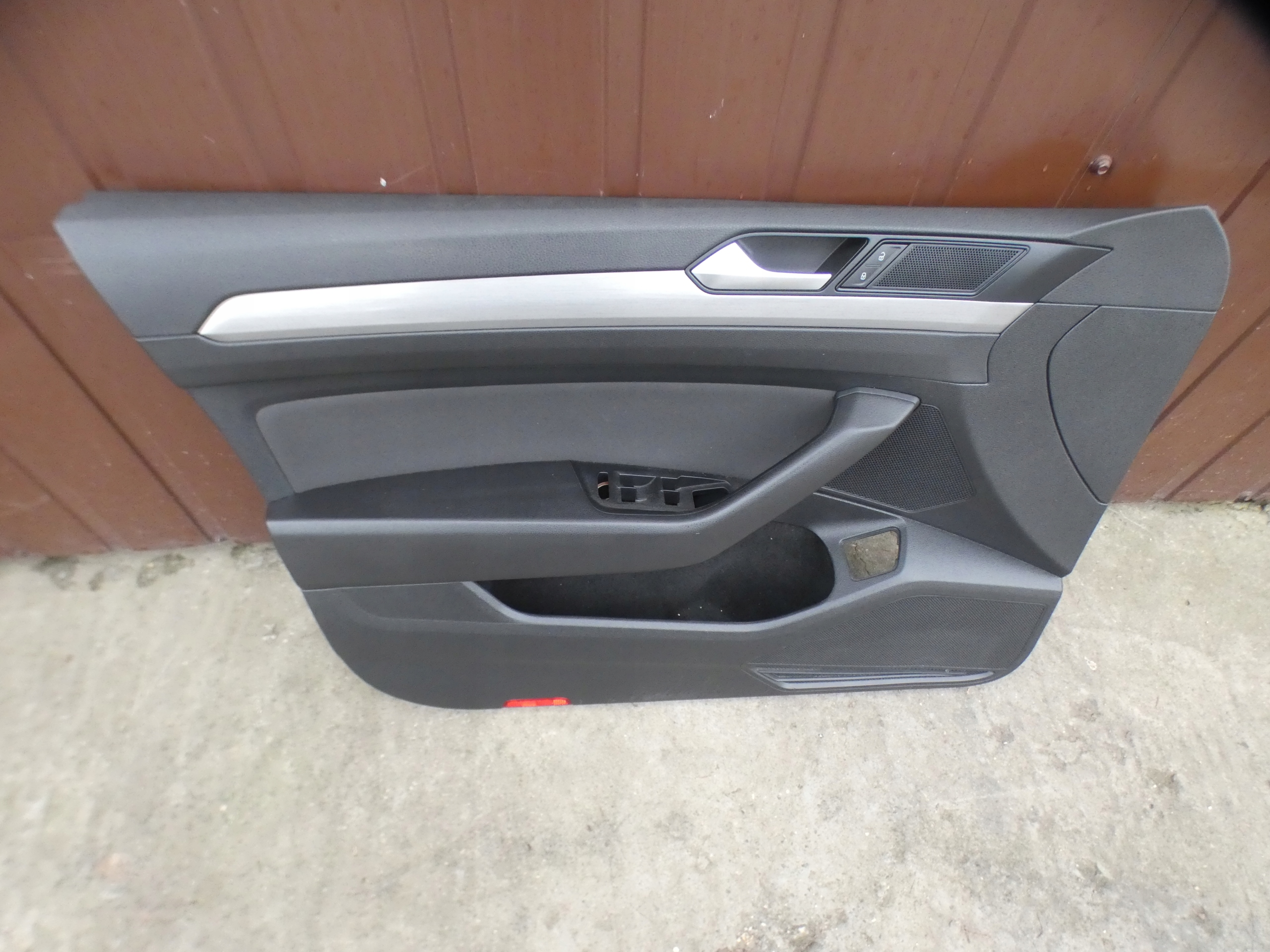 VW PASSAT B8 sedan upholstery door side right left front rear part KPL.