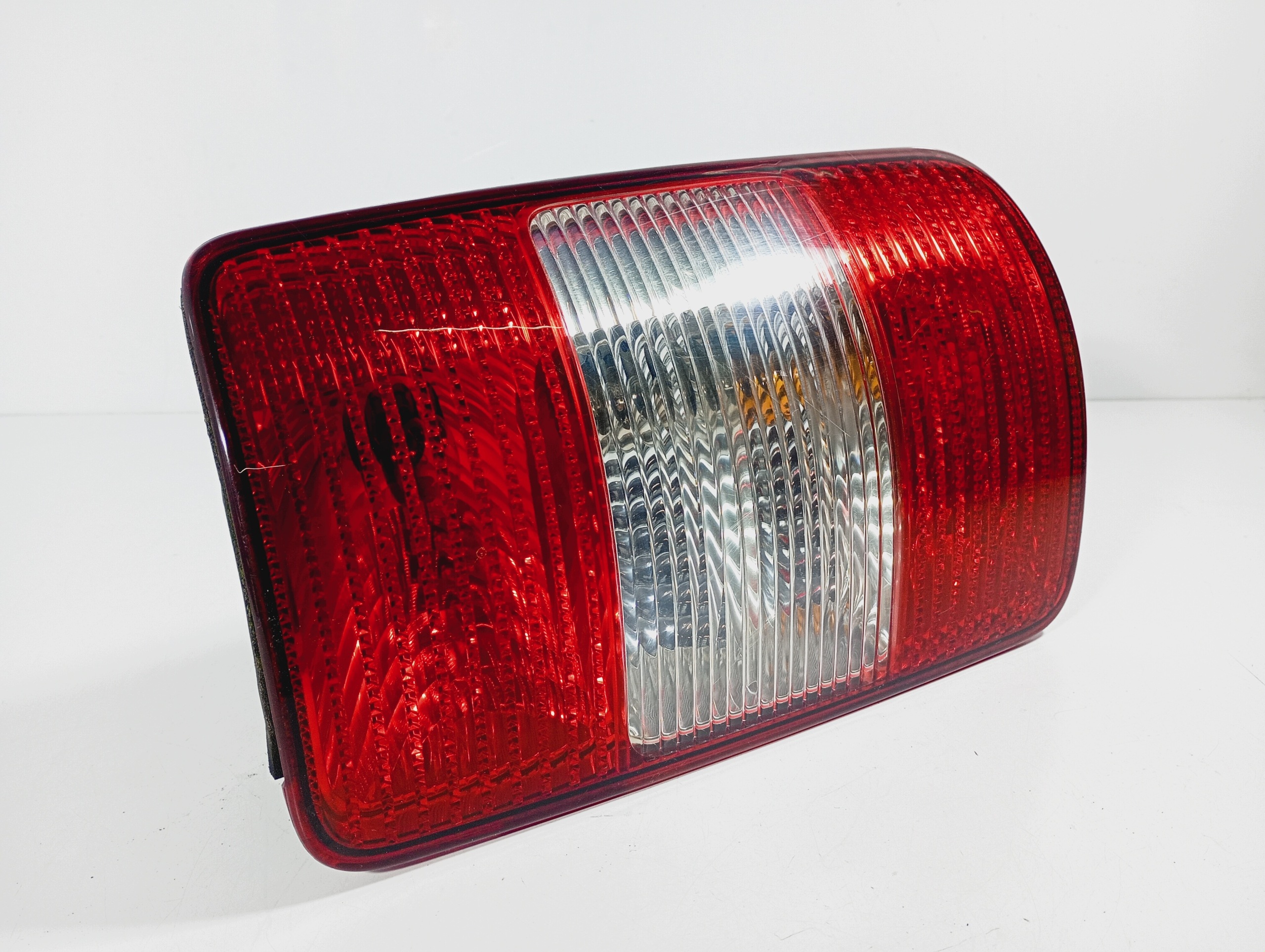 light right rear rear part OE 2K0945112C VW CADDY 3 III 04-10