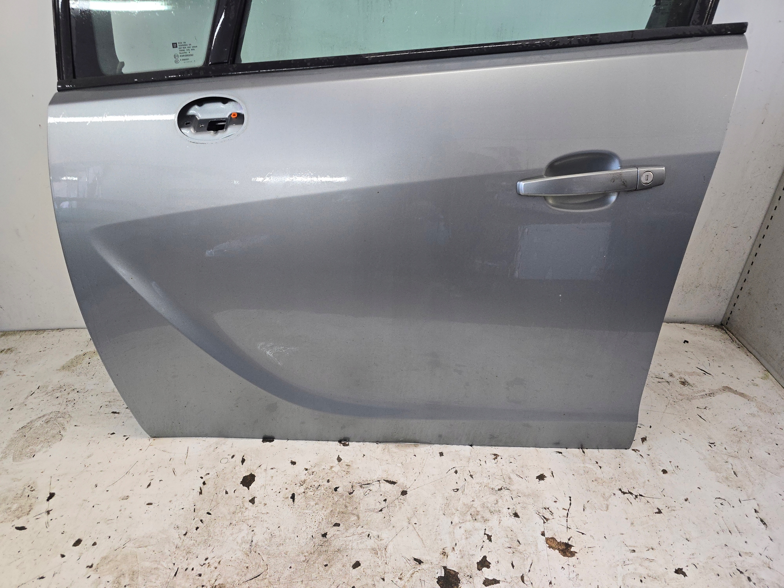 OPEL MERIVA B II door left front left front Z179