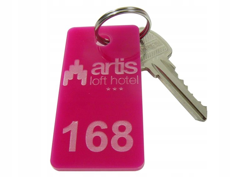 Numerki do szatni, do kluczy z własnym grawerem 4x7cm, grubość 3mm - 50szt.