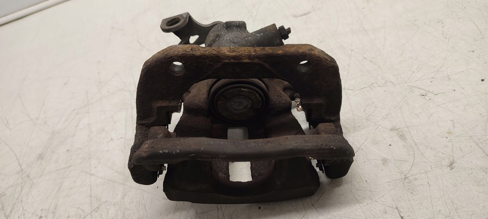 caliper rear part rear left Citroen C6 2,7 HDI