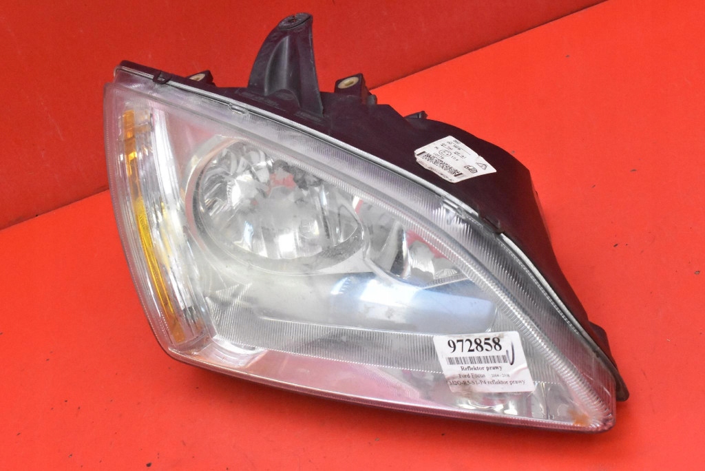 REFLEKTOR right light front EU 4M51-13W029-AC FORD FOCUS MK2 04-08