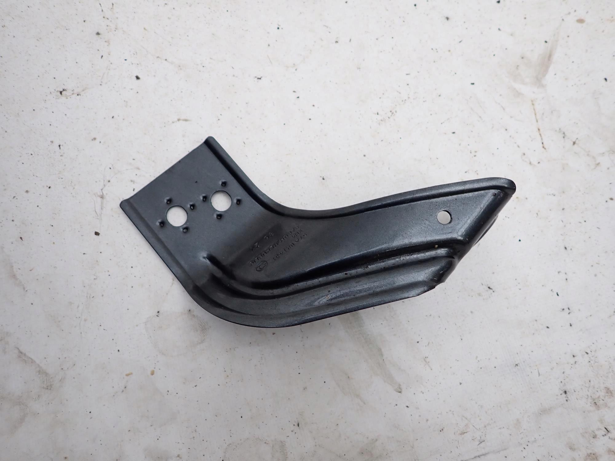 SKODA KAROQ 17-> Console Support plaque Aile Gauche
