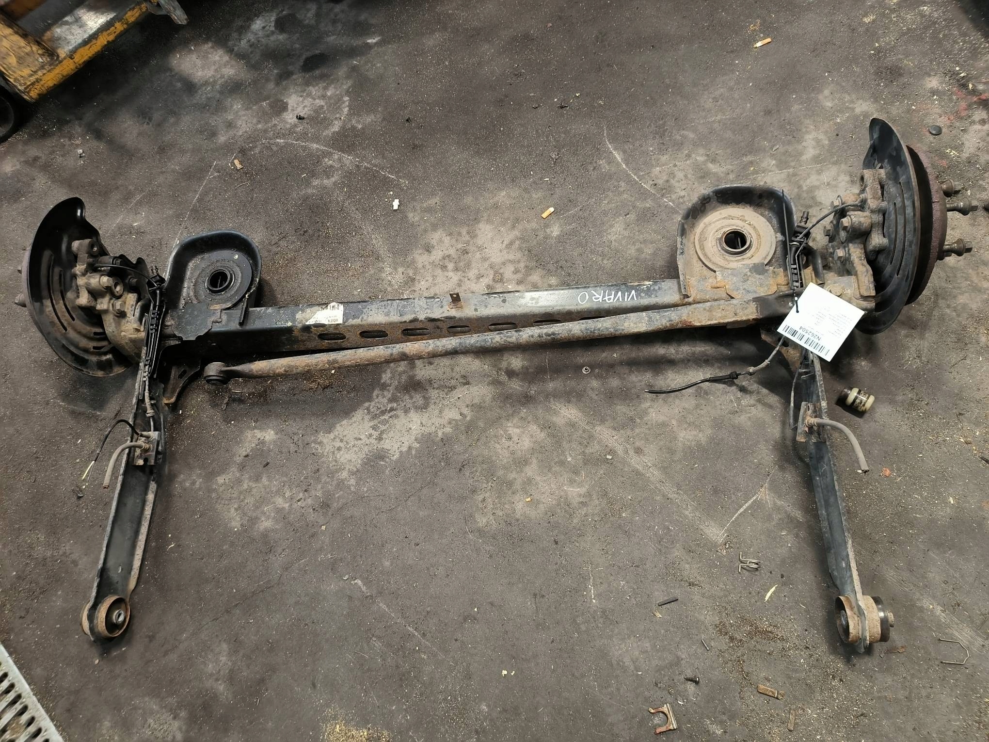 träger / Achsträger heck OPEL VIVARO A LIFT