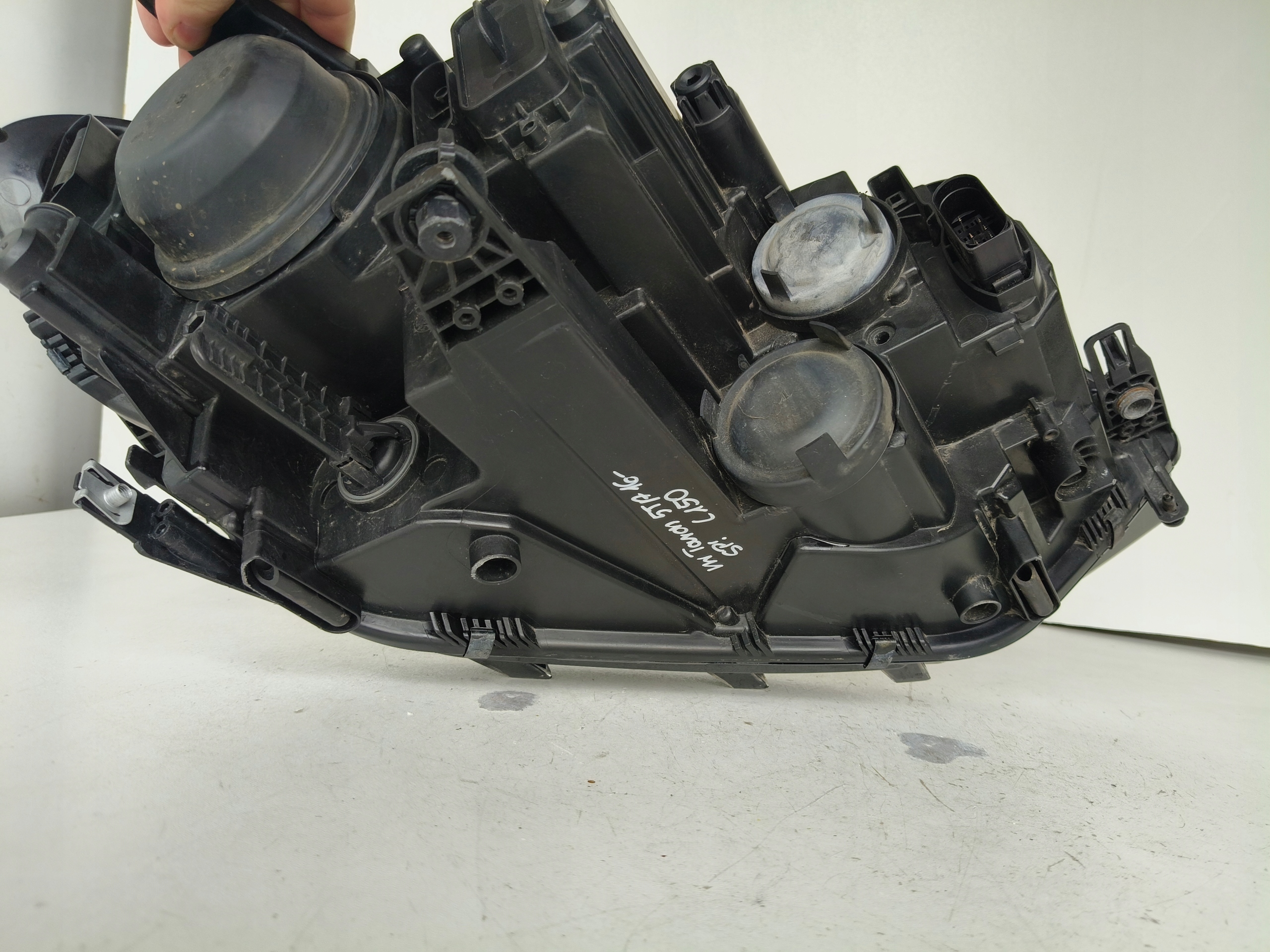 light left REFLEKTOR VW TOURAN 5TA 16