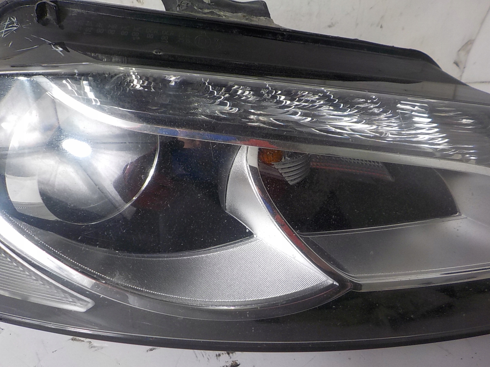 AUDI A3 II 8P XENON LIFT light right front front UK