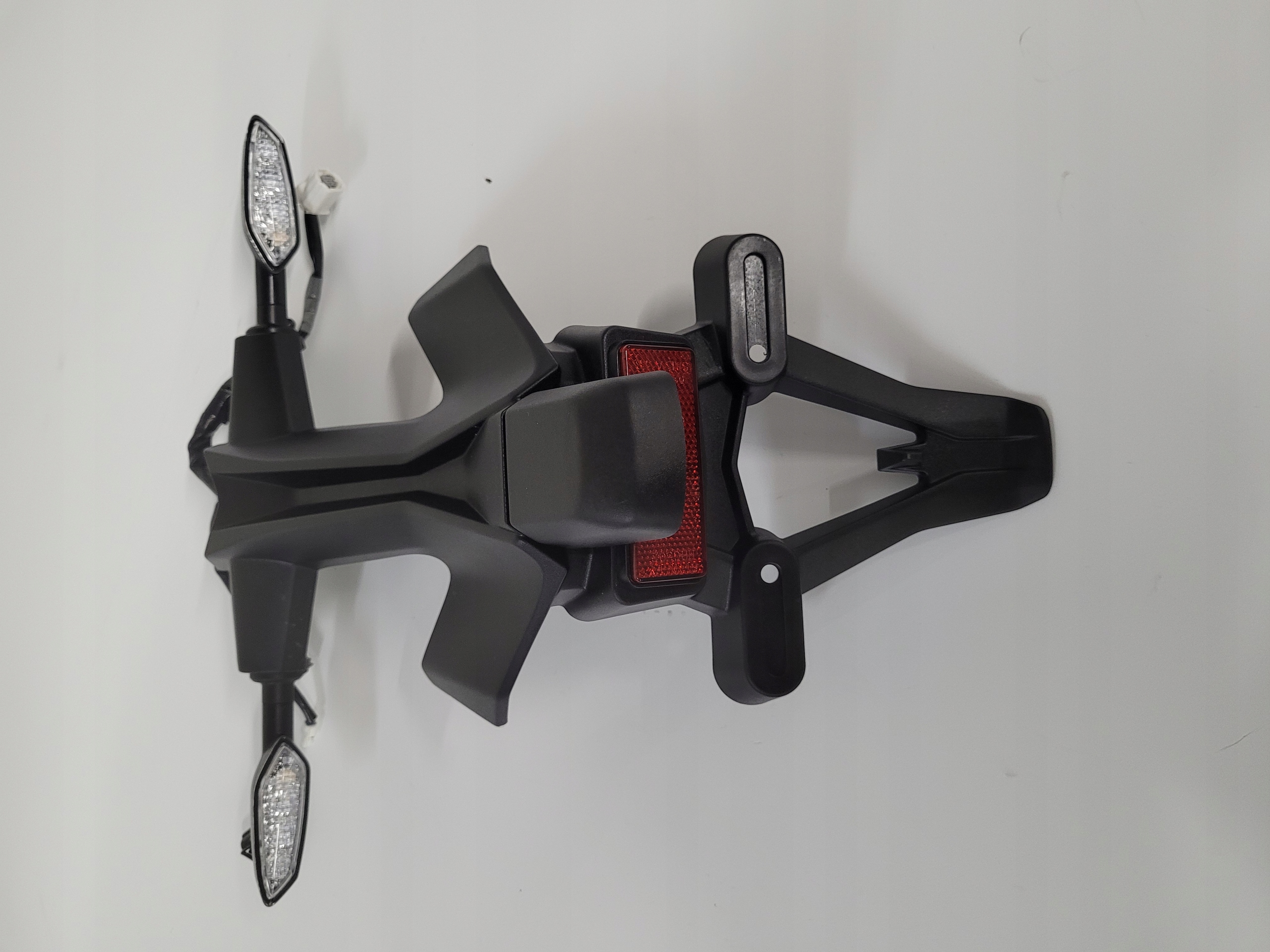 2CR-2162R - Yamaha YZF R1 2017-2019 RN 32 кріплення номерного знака