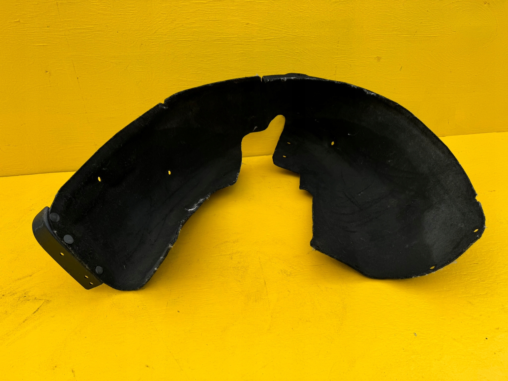 tesla MODEL S 12R- подкрылки задний правый 1016324-00-C