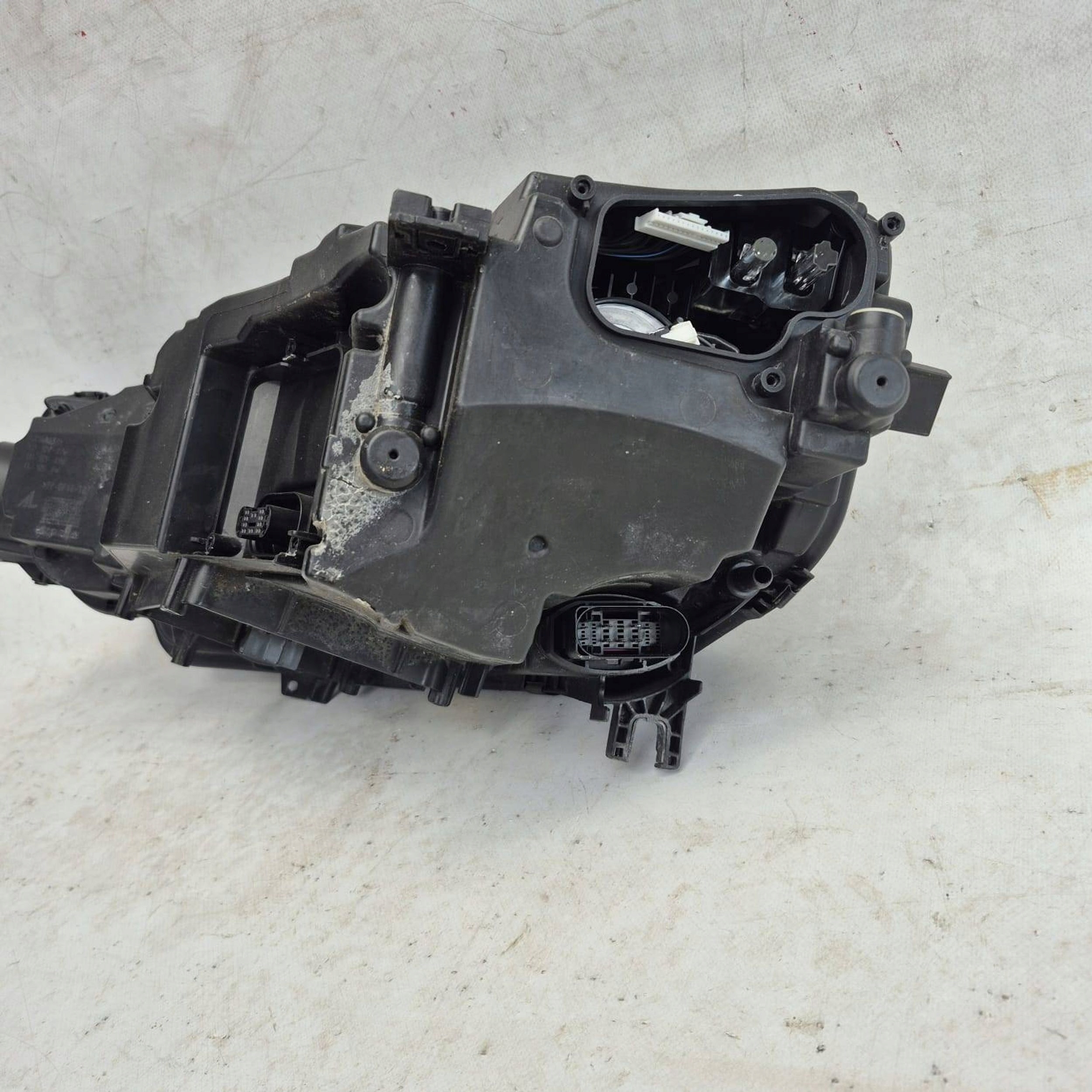 AUDI A5 S5 8W6 light right front front MATRIX 8W6941036E
