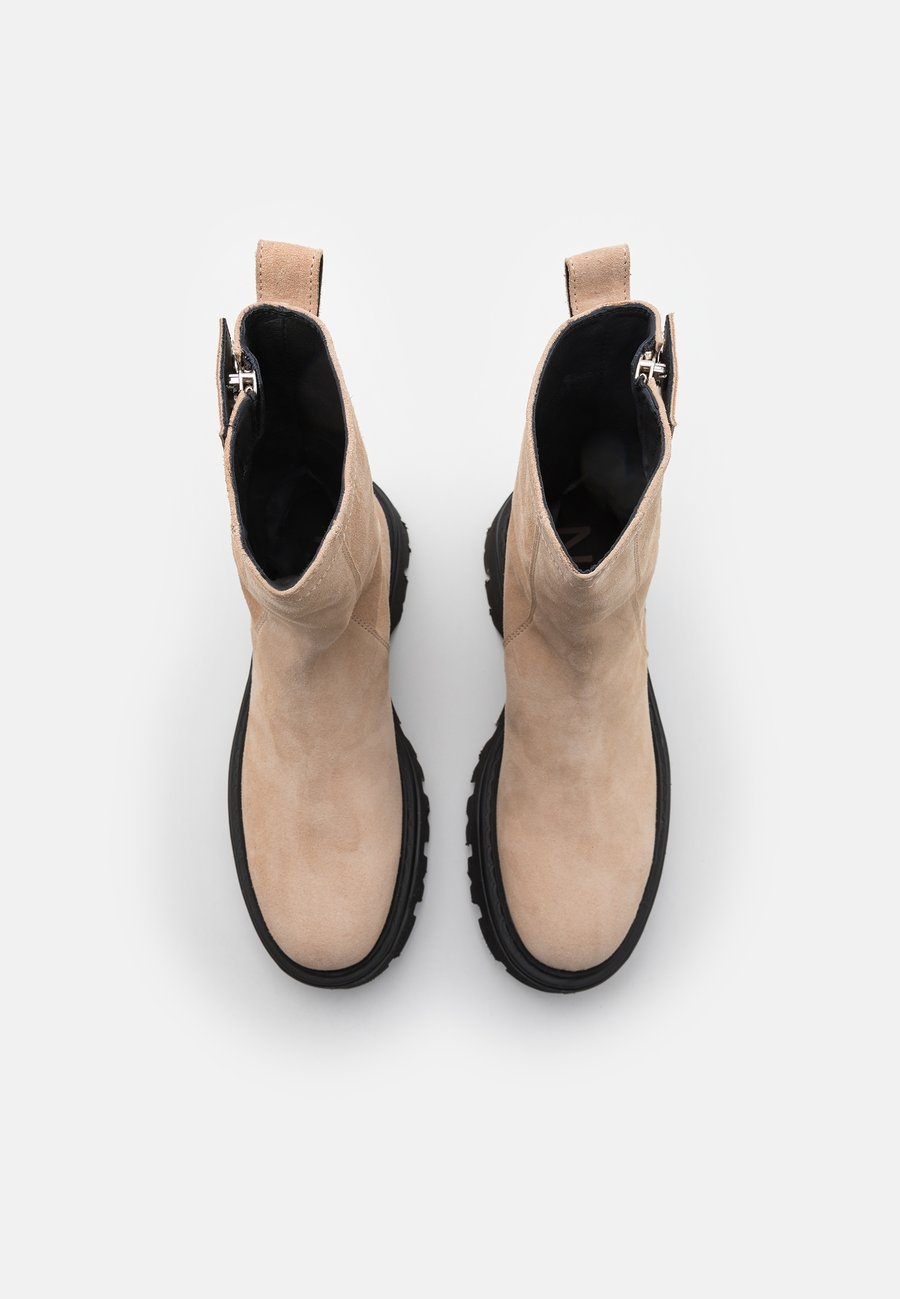 N°21 BOOTS - Botki 43 AAB Rozmiar 43