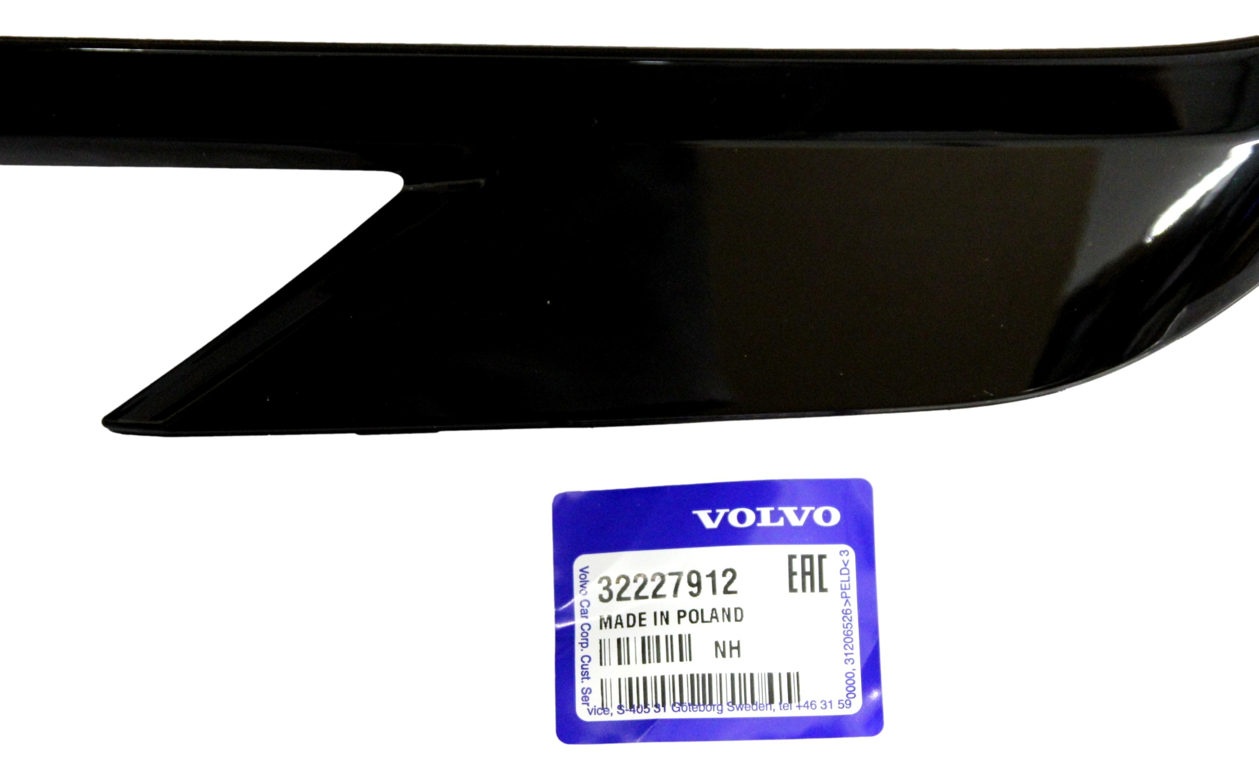 VOLVO XC60 II prawa listwa zderzaka przod R-Design OE Stan opakowania oryginalne