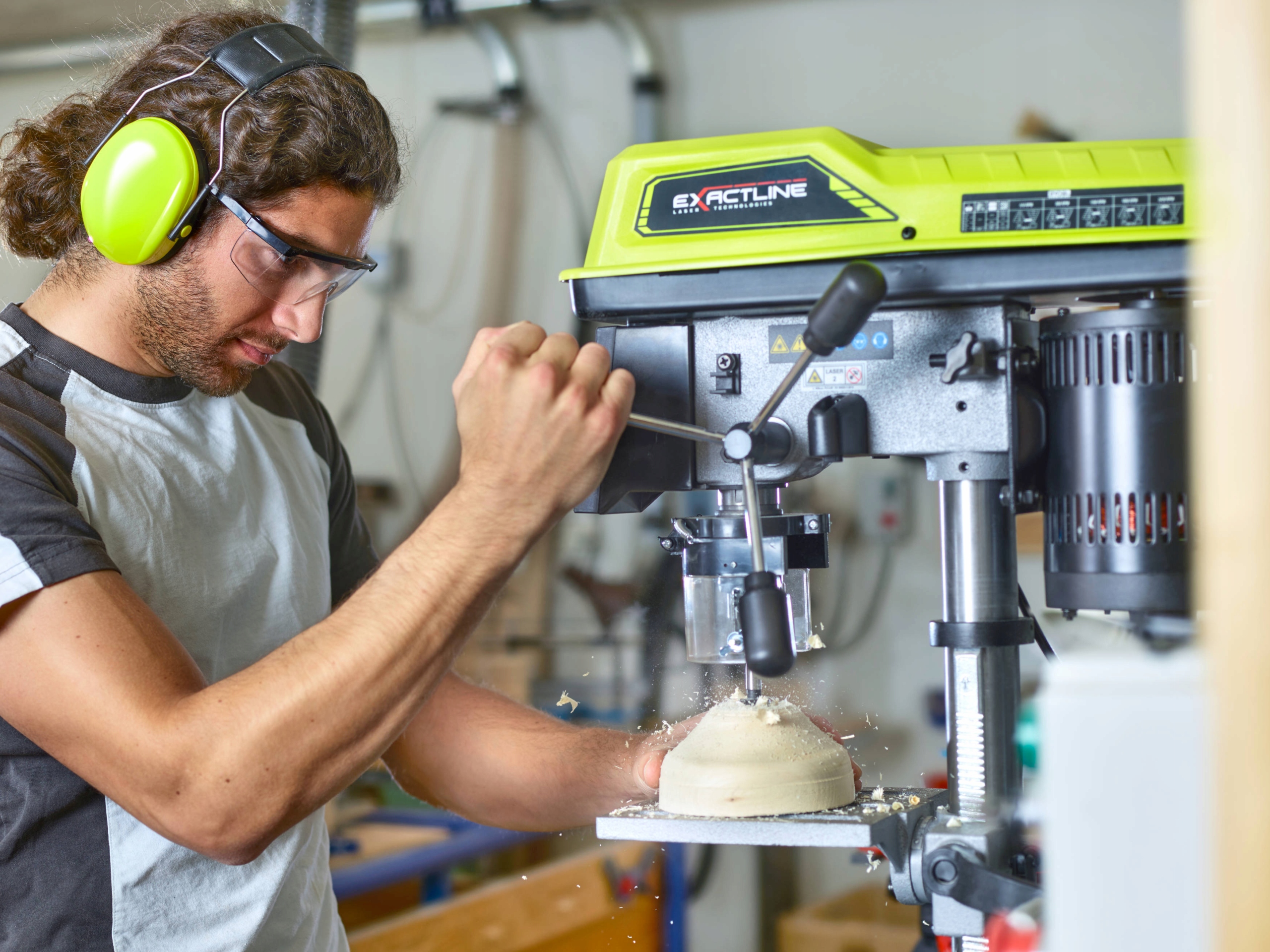 RYOBI SIECIOWA STACJONARNA WIERTARKA KOLUMNOWA RDP102L 390 W STOŁOWA Marka Ryobi