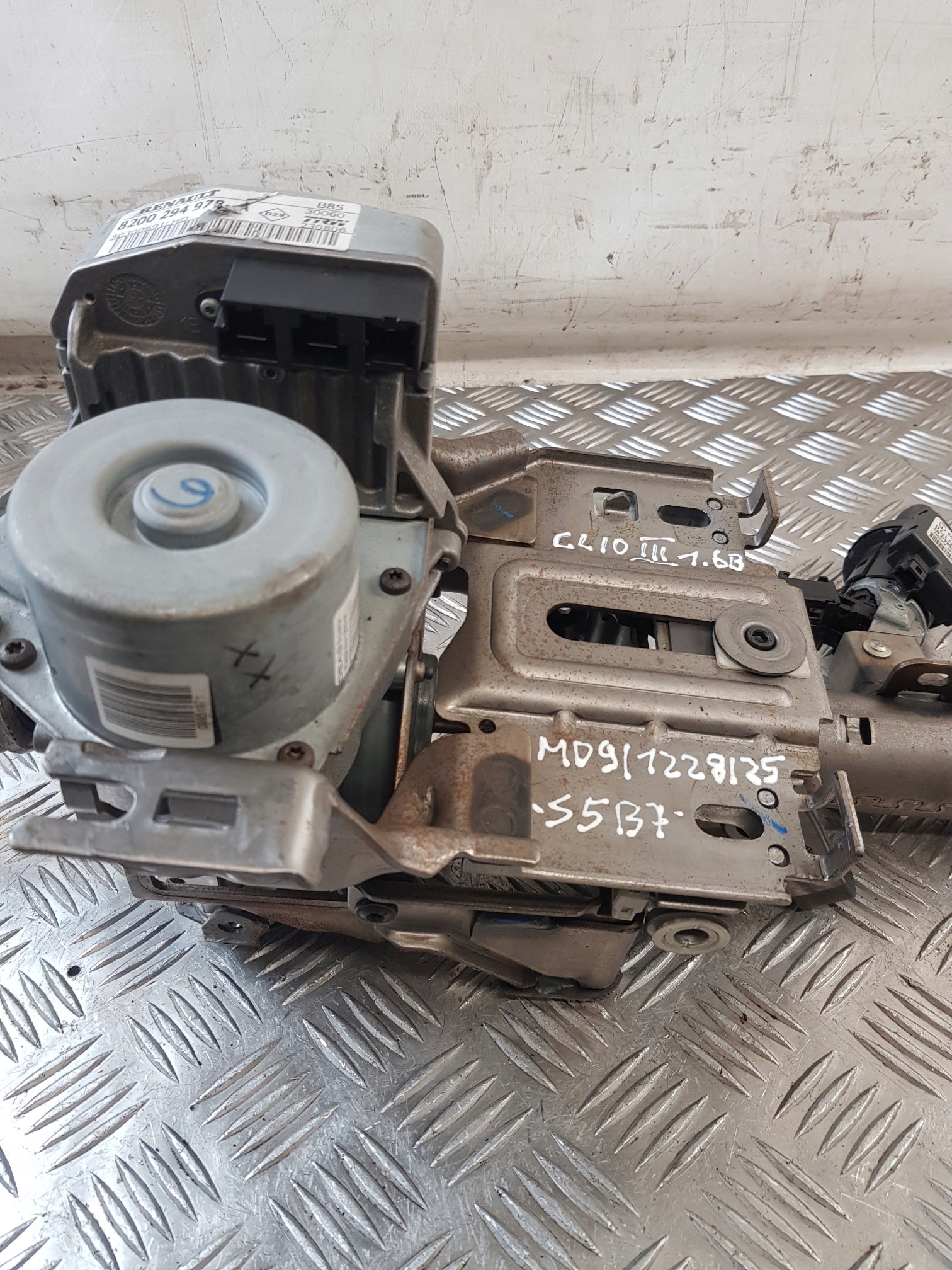 control electrics 8200294978A + ignition RENAULT CLIO III 06R