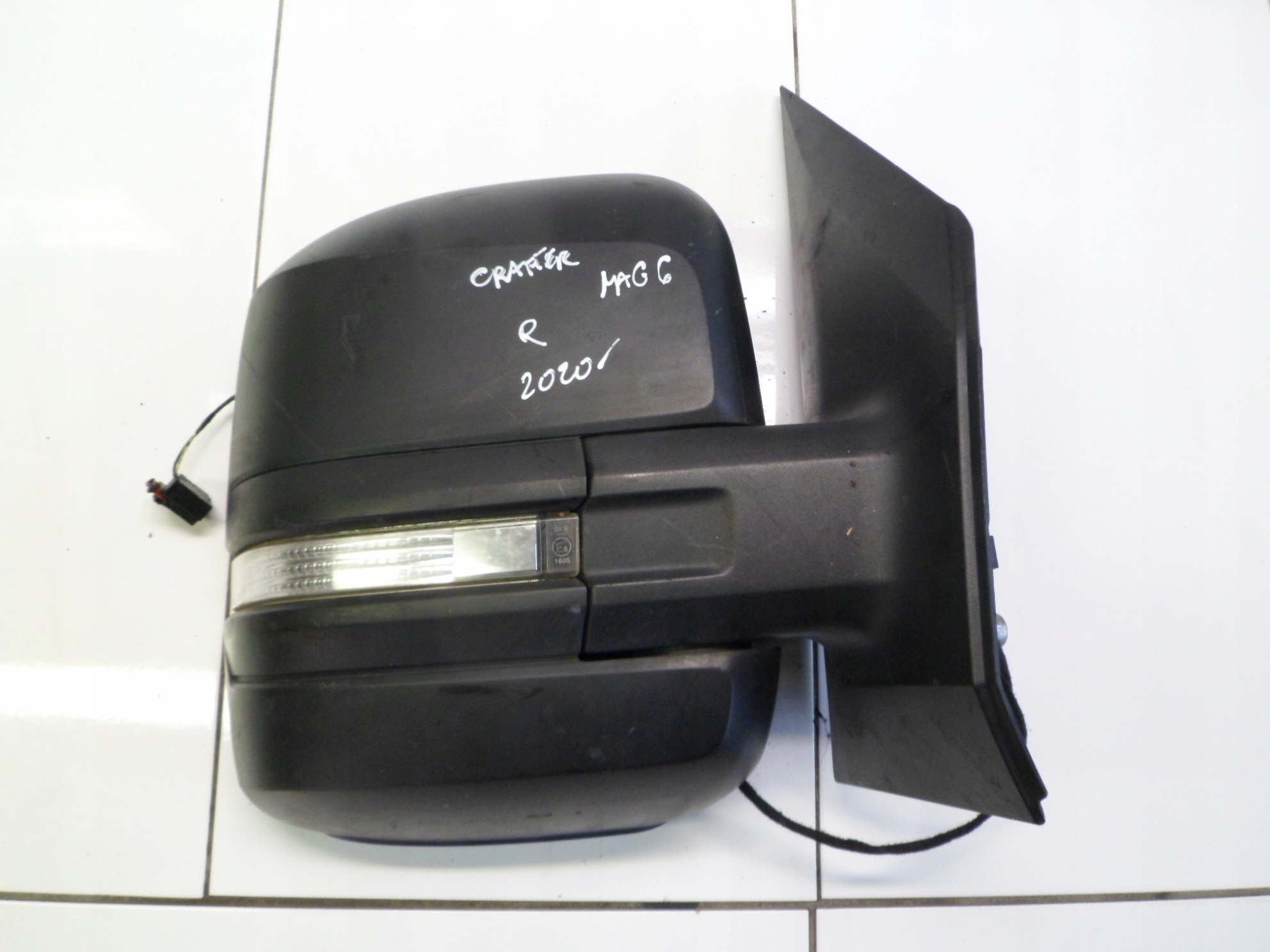 VW CRAFTER II MAN mirror right 2 PIN UK