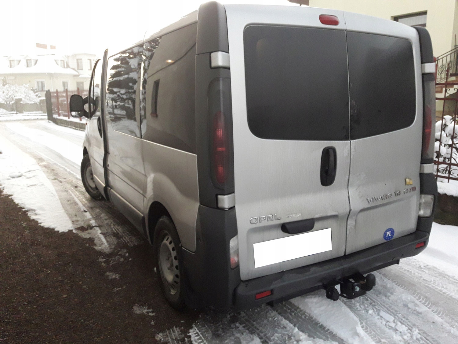 HAK RENAULT RENAULT TRAFIC OPEL VIVARO ,PRIMASTAR Uciąg 2000 kg