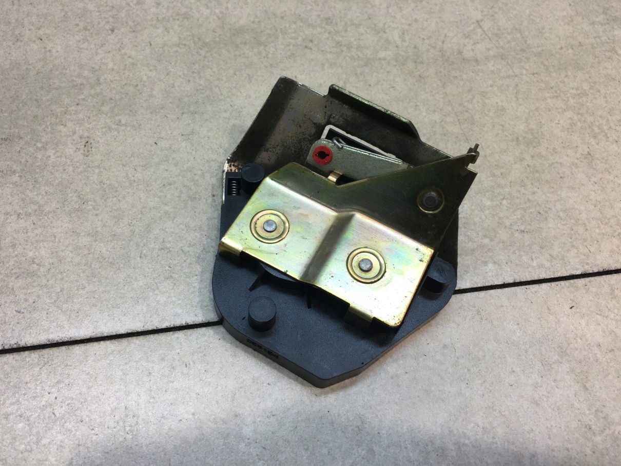 lock door left rear part FIAT ULYSSE II