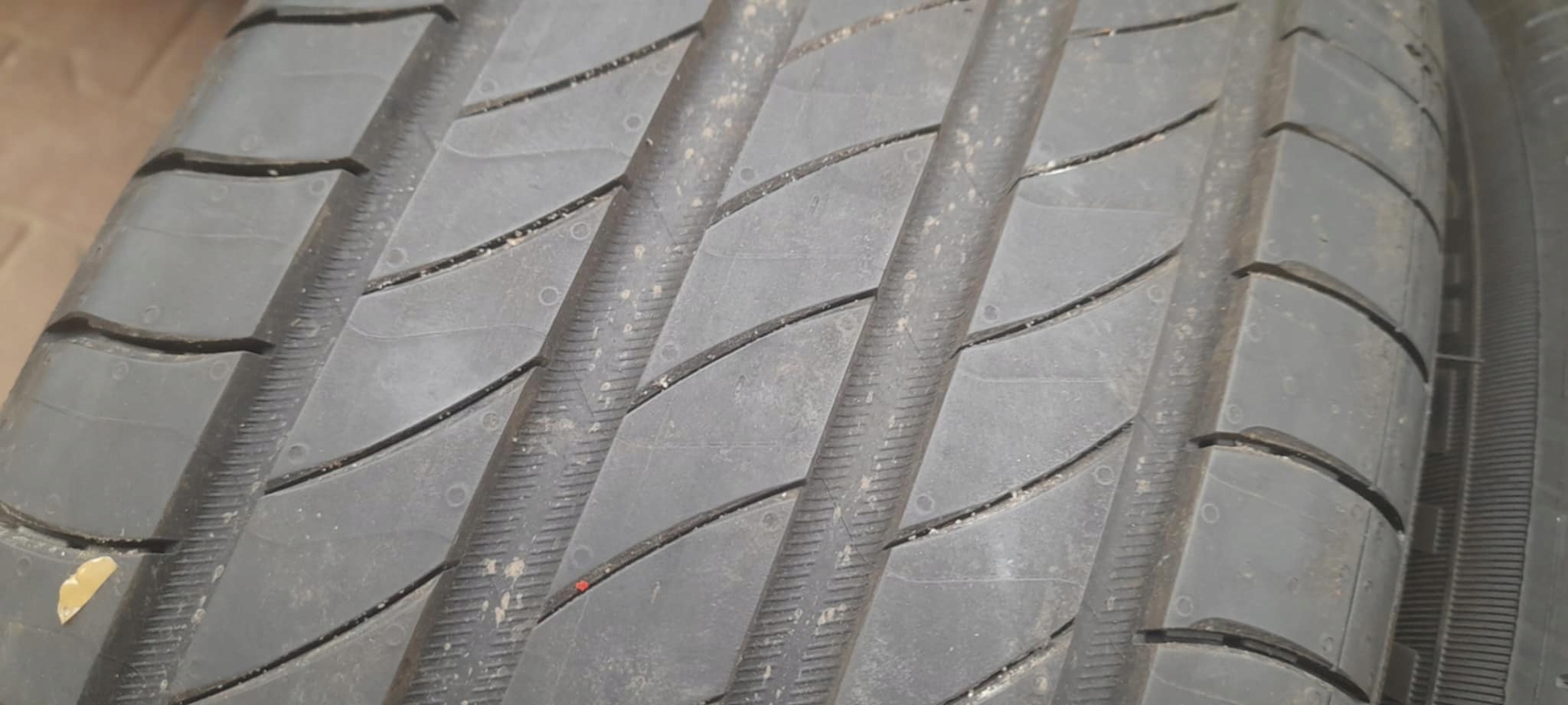 MICHELIN E-PRIMACY 205/55R19 97V XL as new