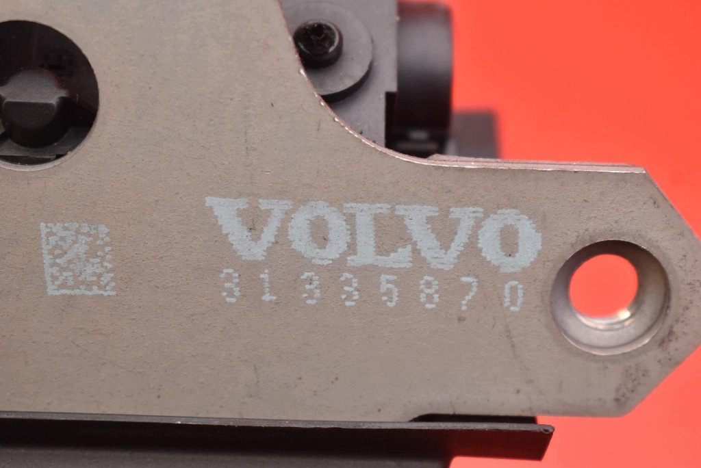 lock bonnet rear part boot 31335870 VOLVO V40 2 II 12-16