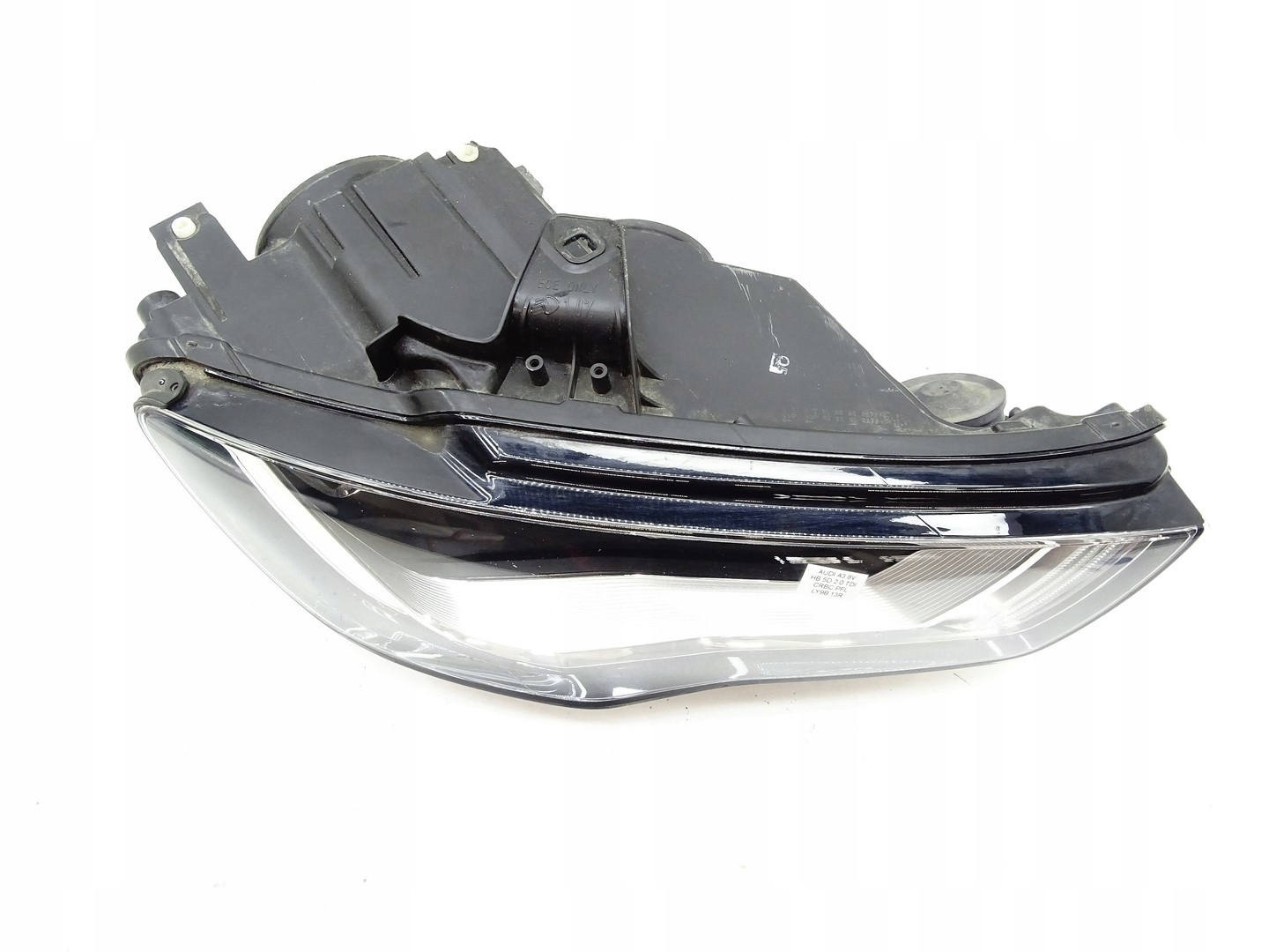 REFLEKTOR light right front right front AUDI A3 8V 8V0941004A
