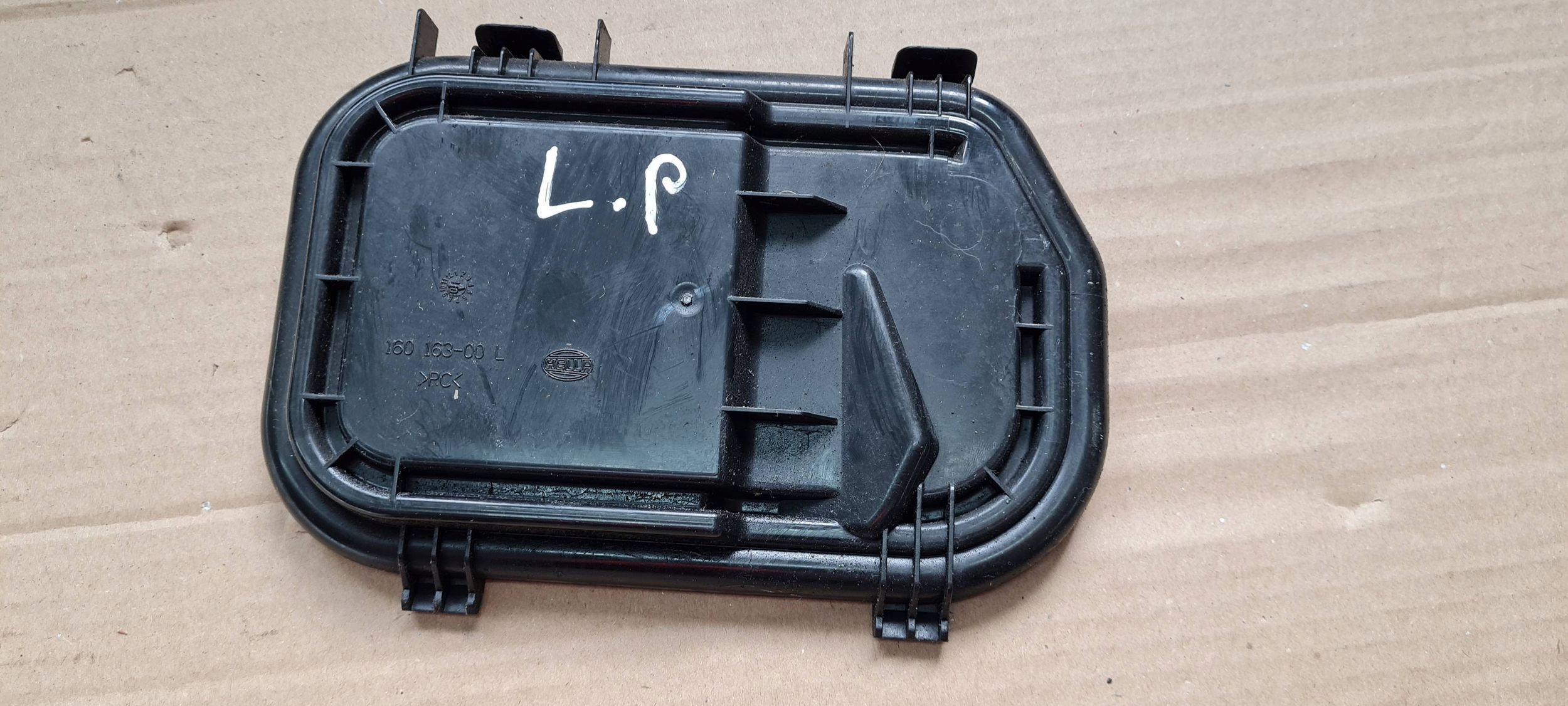 A6 C6 LIFT spoiler lights left left front cap 16016300L