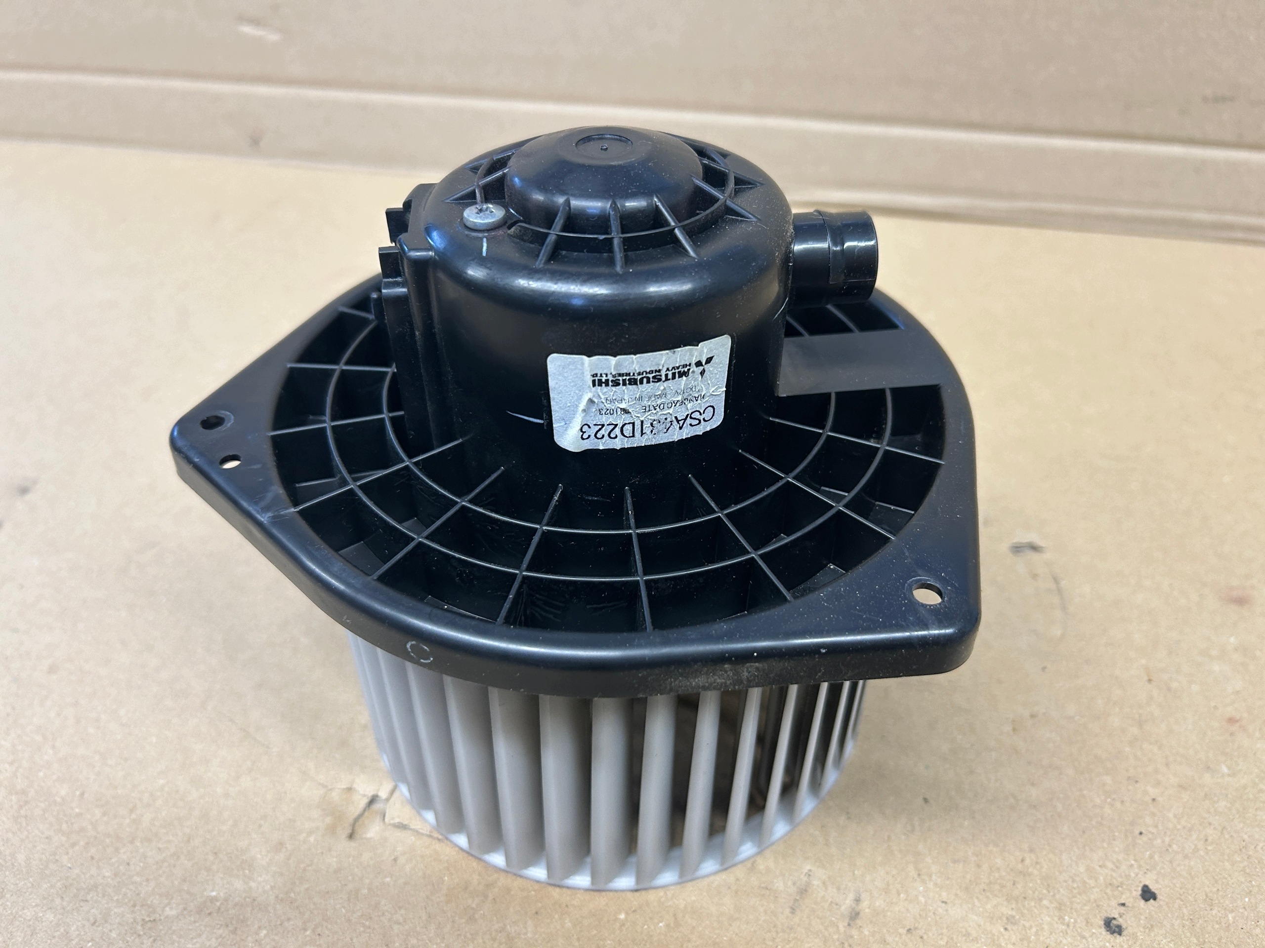 SUZUKI GRAND VITARA II ventilátor topení CSA431D223 EUROPA