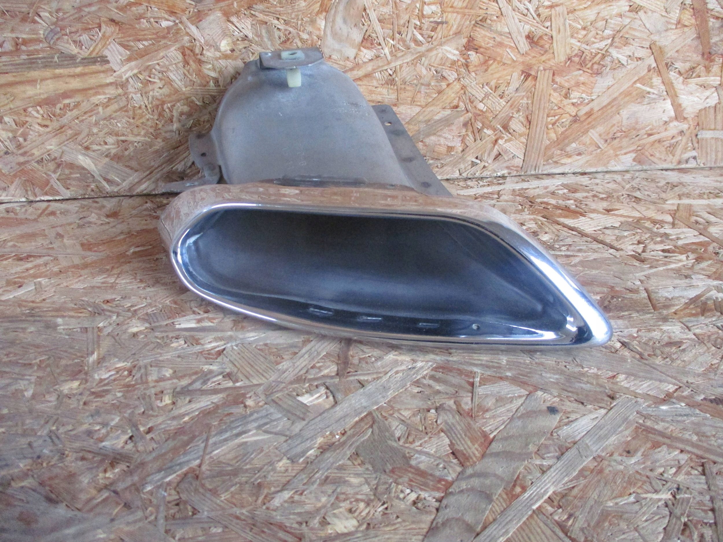 terminale dello scarico destro FORD MONDEO MK5 V