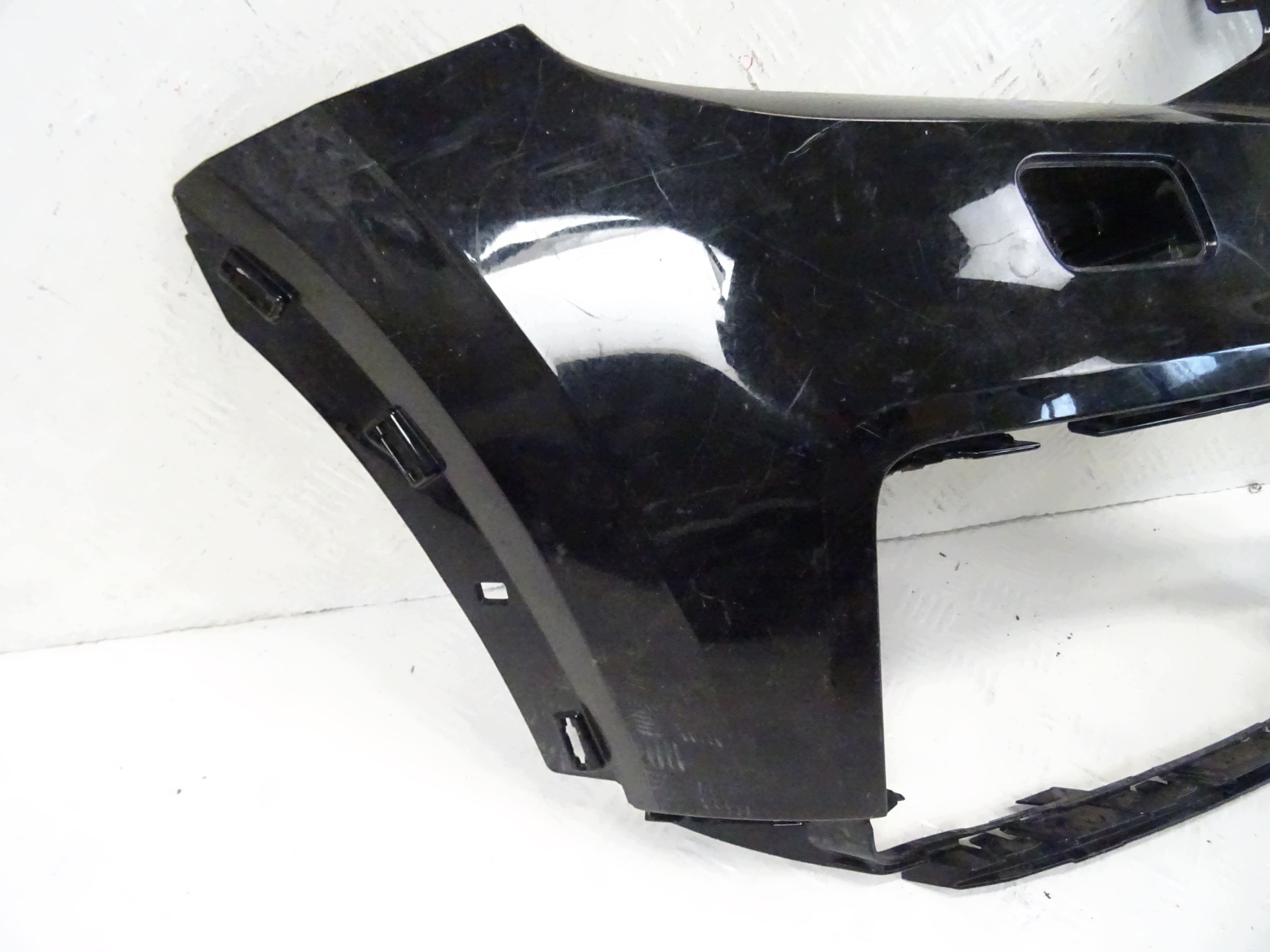 corner of a bumper right front AUDI Q2 81A S-LINE 81A807438A